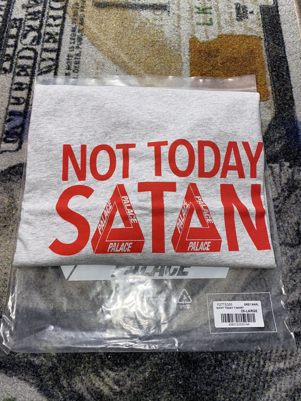 Palace Palace Nicht Today T-Shirt Grey | Grailed