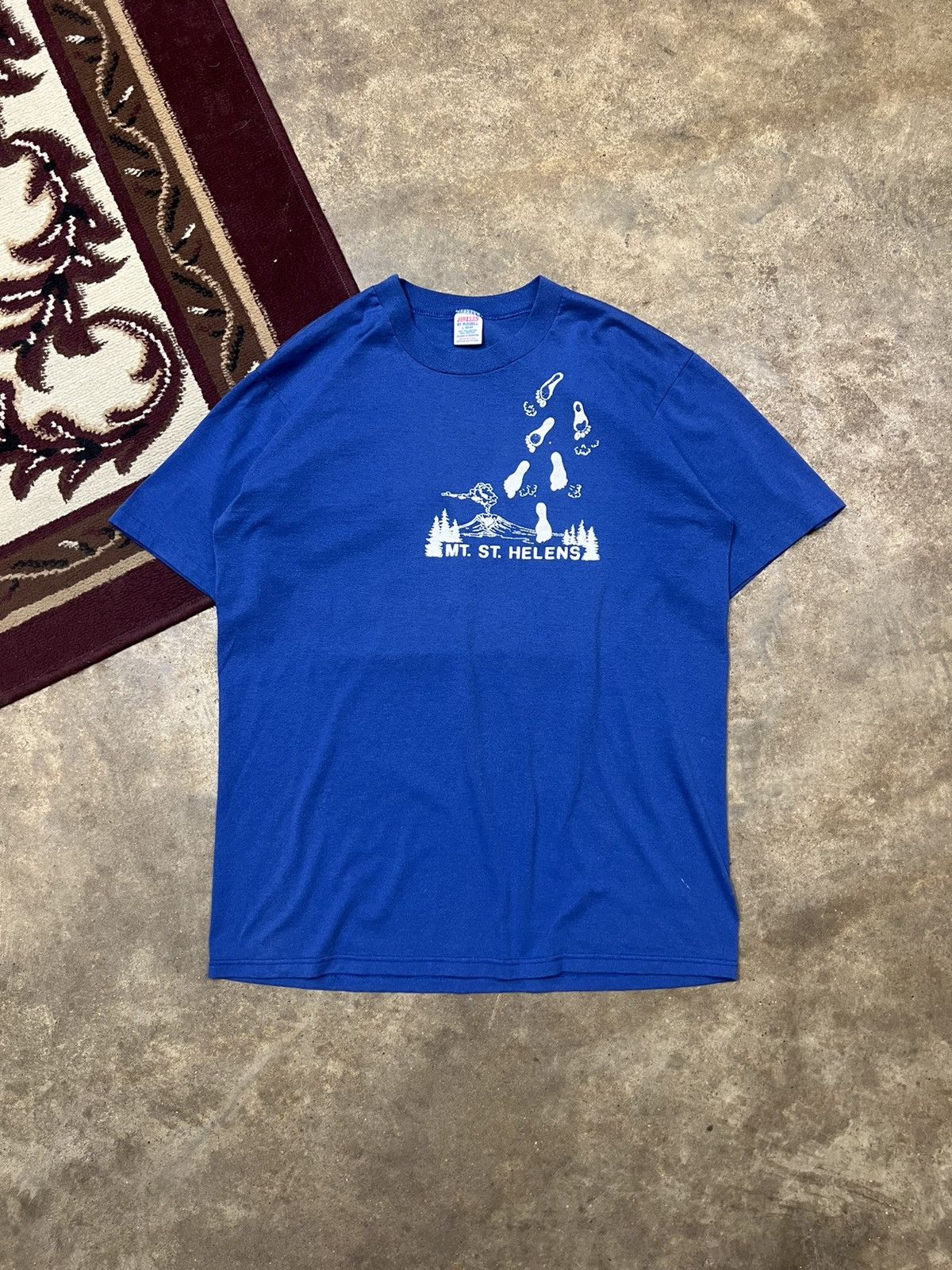 Russell Athletic × Vintage 80s Russell Athletic Mount St. Helen Tee Size US L / EU 52-54 / 3 - 6 Thumbnail