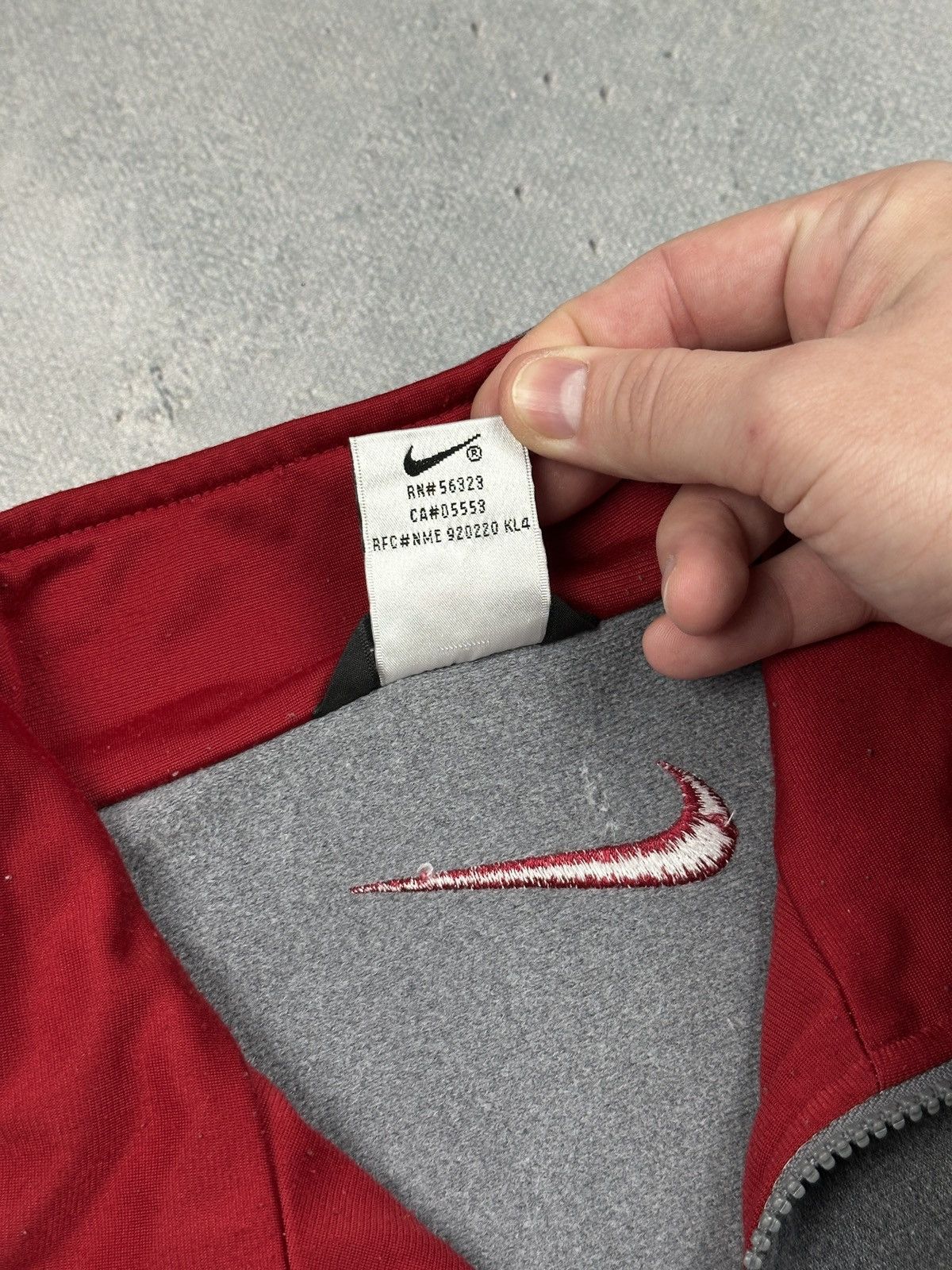 Nike Vintage Nike Grey Red Navy Full Zip Track Jacket 90s Swoosh Size US L / EU 52-54 / 3 - 10 Thumbnail