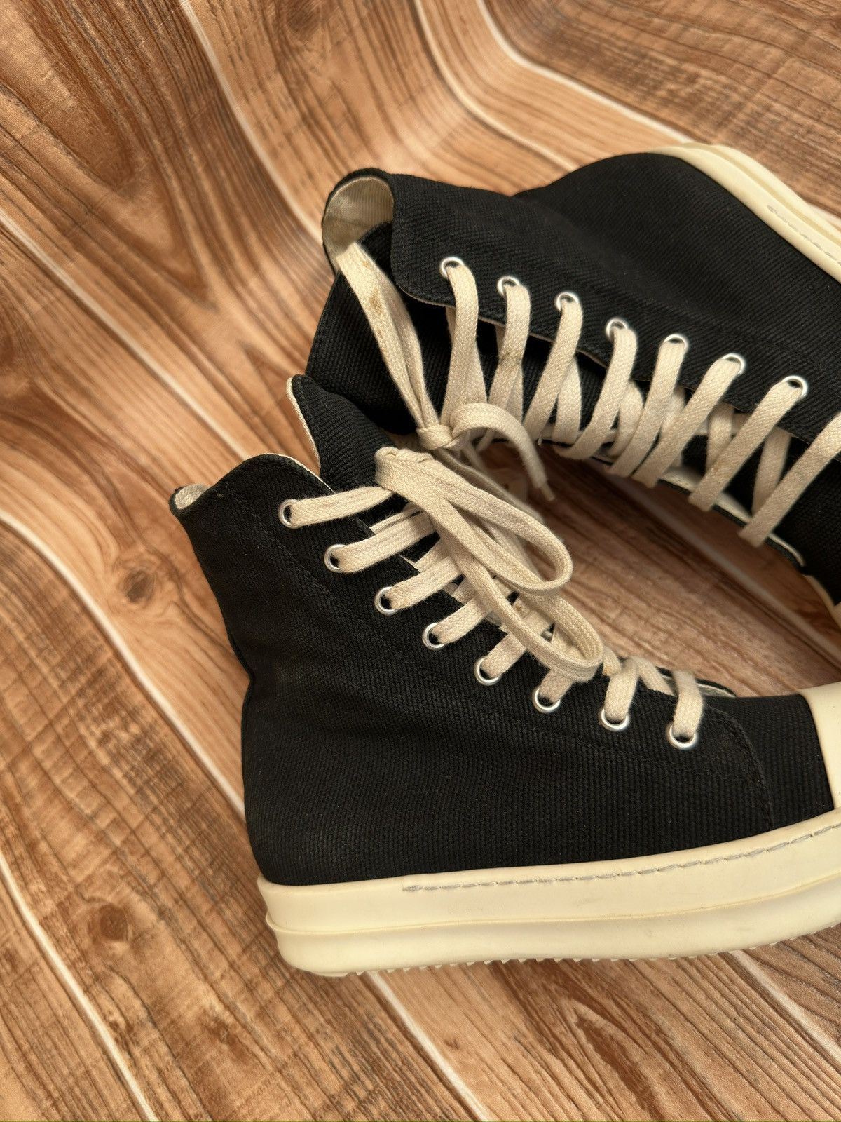 Rick Owens Rick Owens DRKSHDW Canvas Ramones High Tops Size US 6 / IT 36 - 17 Thumbnail