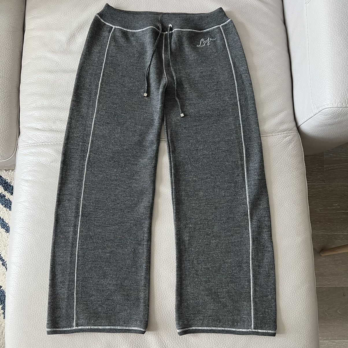 Louis Vuitton Louis Vuitton Grey Cotton Wool Mixed Sweatpants Size 30" / US 8 / IT 44 - 1 Thumbnail