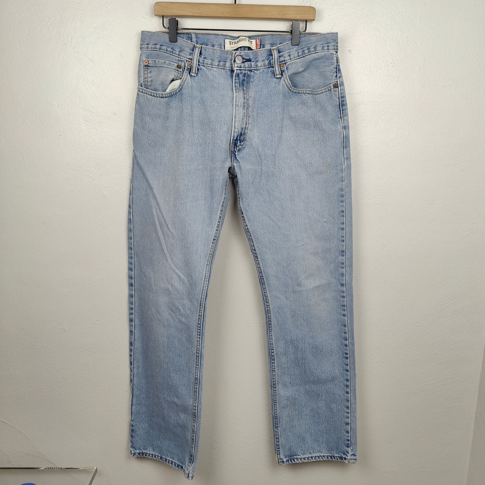 Levi's Vintage Y2K Levi's 505 Mens 34x34 Light Wash Straight Fit Size US 34 / EU 50 - 1 Thumbnail