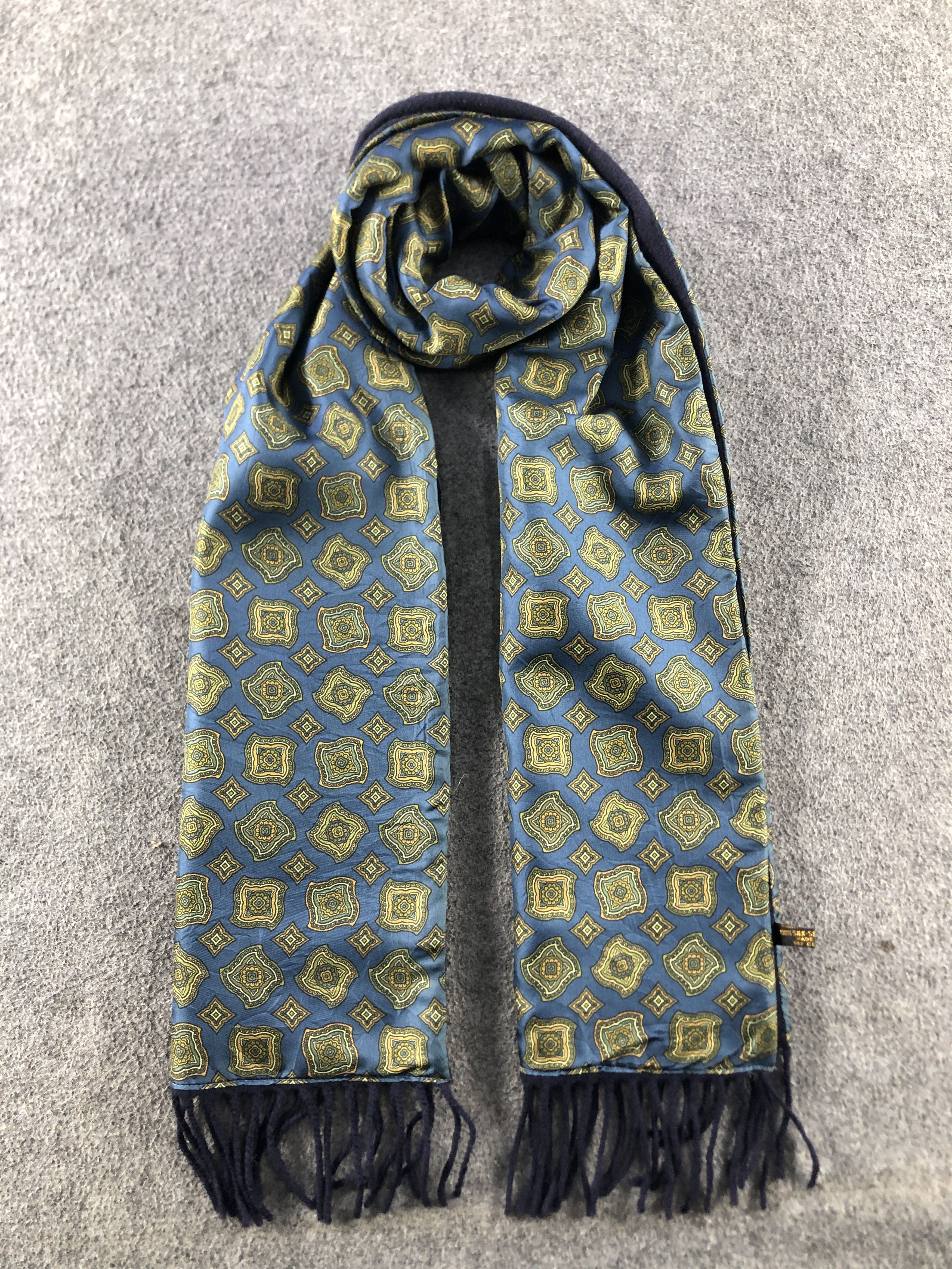Nina Ricci Nina Ricci Silk Wool Scarf / Muffler / Neckwear P894 Size ONE SIZE - 1 Thumbnail