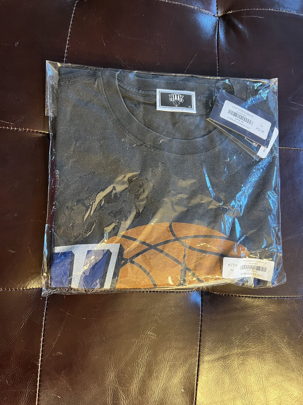 Kith Kith for the NY Knicks City Vintage Long Sleeve Tee Black XL Size US XL / EU 56 / 4 - 6 Thumbnail