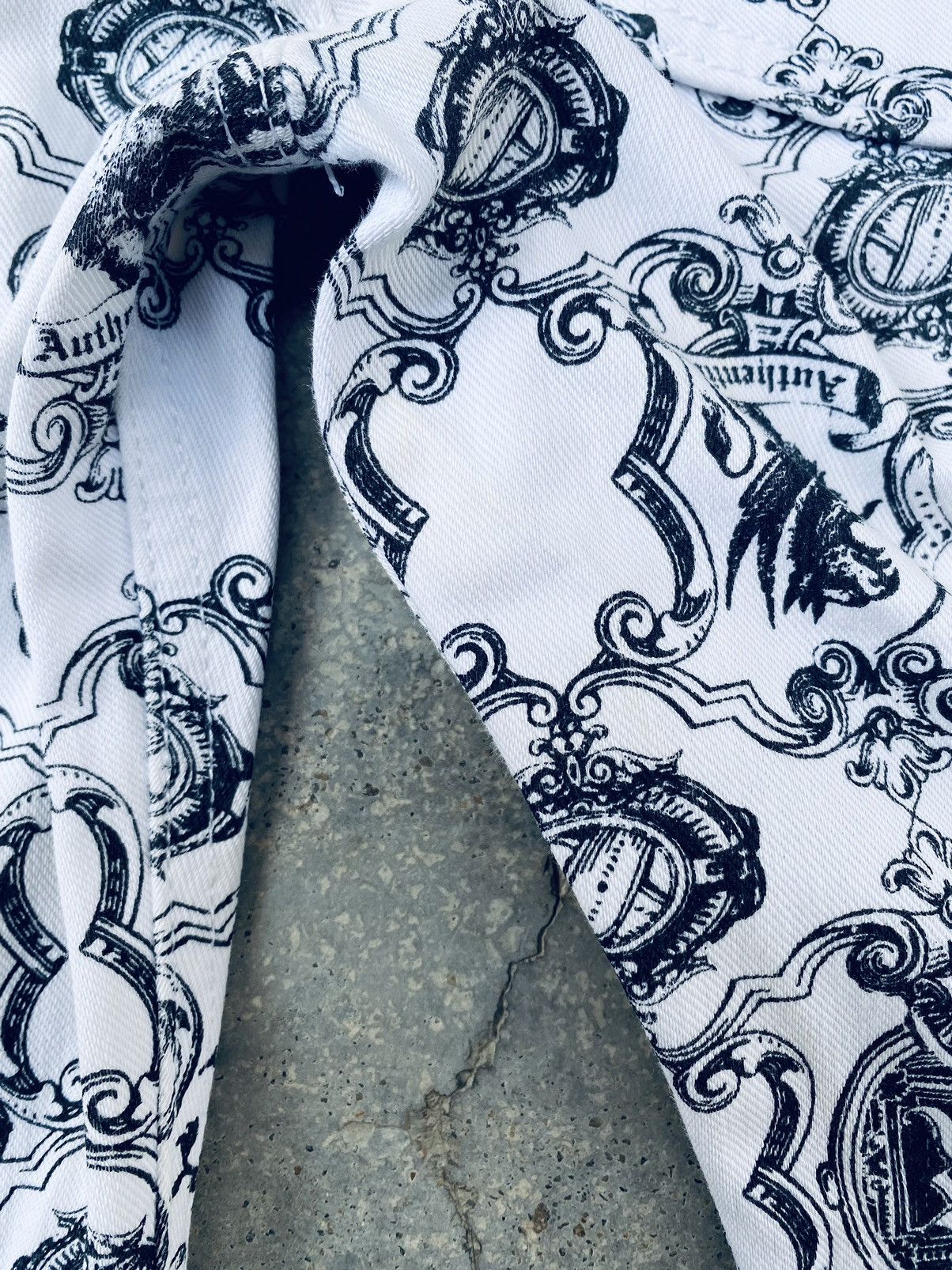 Karl Kani Vintage Karl Kani Printed Pants Rare Size US 33 - 14 Thumbnail