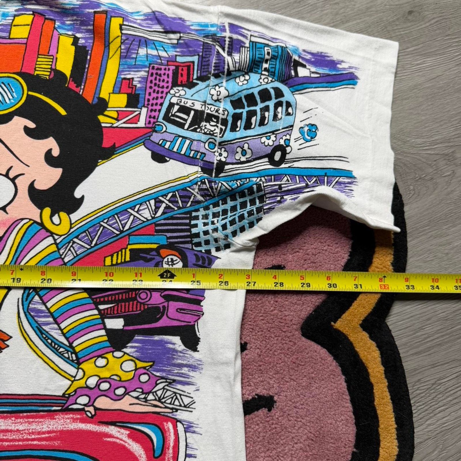 Vintage Vintage 90’s Betty Boop Big City Mega Print Graphic T-shirt Size US XL / EU 56 / 4 - 5 Thumbnail