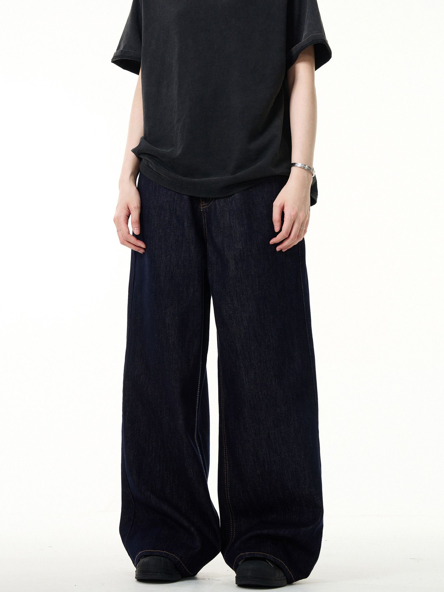 Japanese Brand × Vintage Simple Solid Black Jeans Vintage Washing Wide Leg Loose Size US 31 - 1 Thumbnail