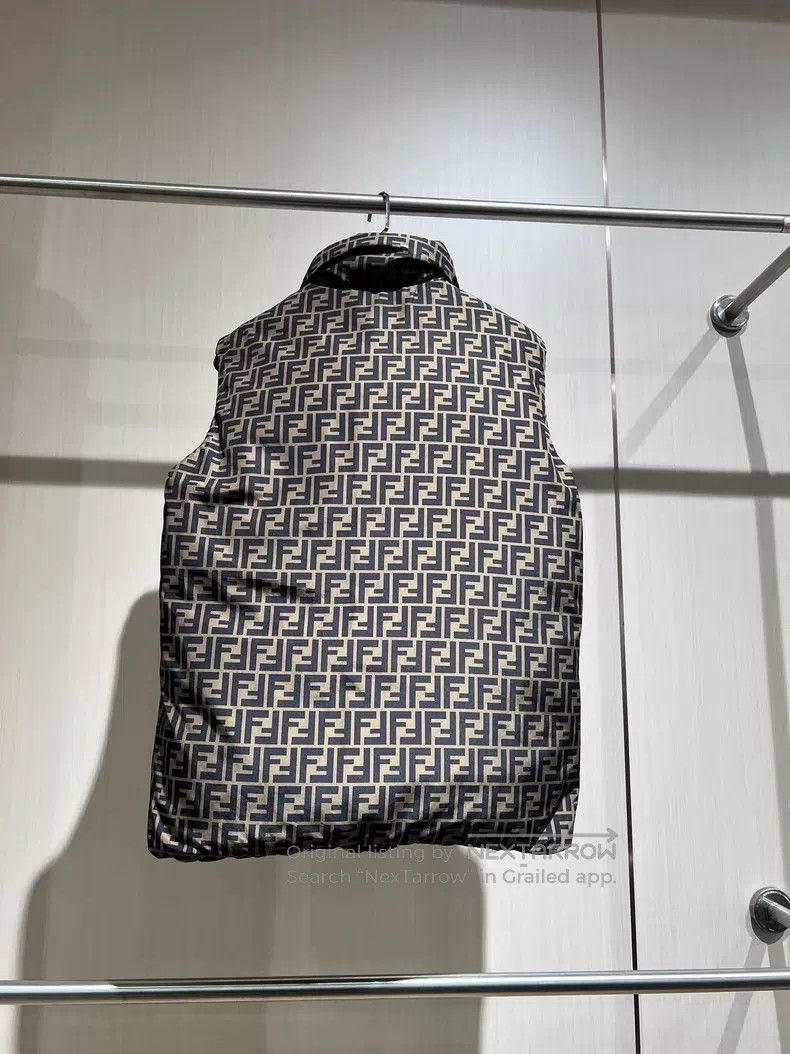 Fendi Fendi Double-Sided Puffer Vest Size M / US 6-8 / IT 42-44 - 2 Thumbnail