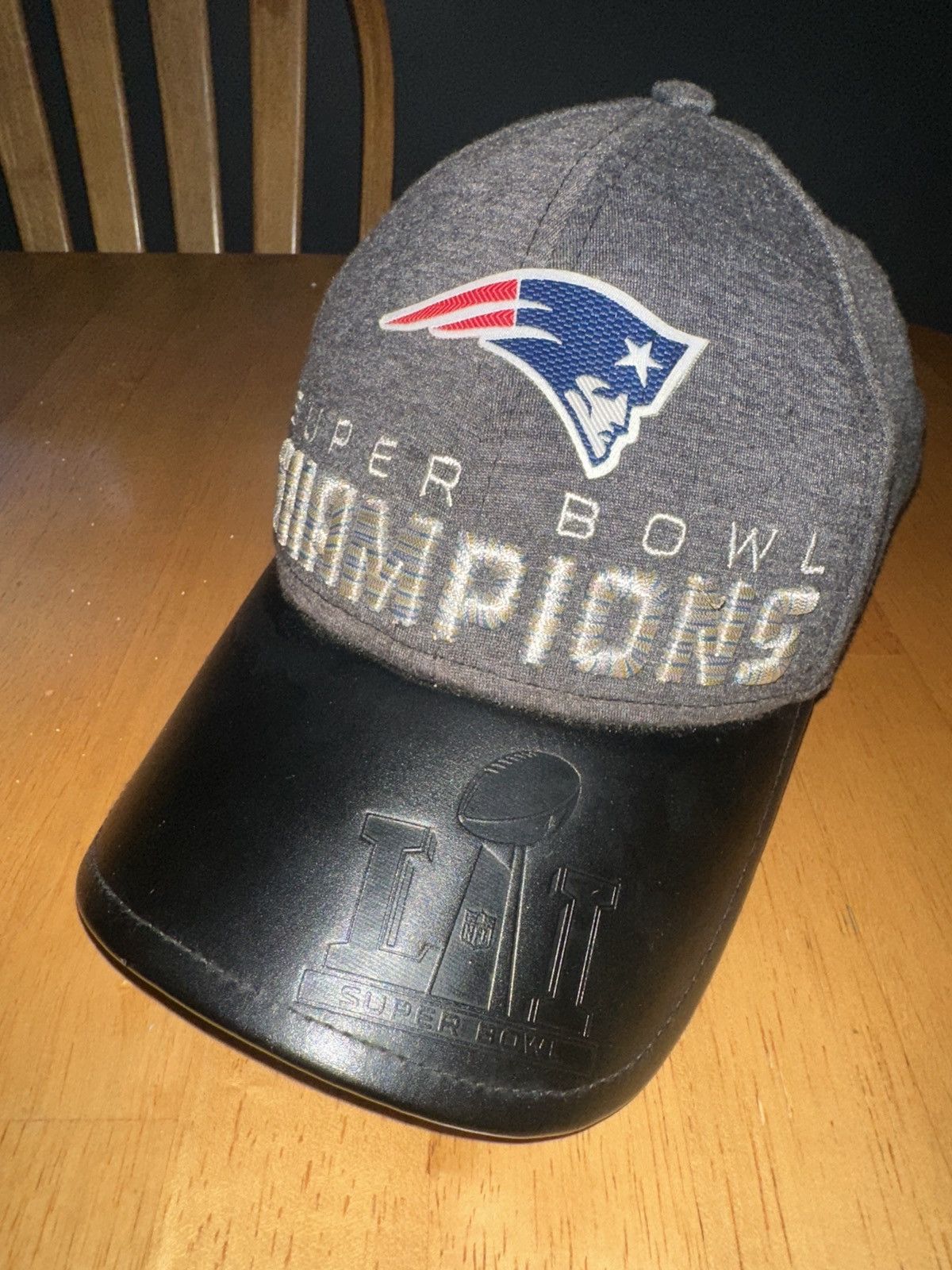 NFL NEW ENGLAND PATRIOTS SUPER BOWL 51 HAT Size ONE SIZE - 2 Thumbnail