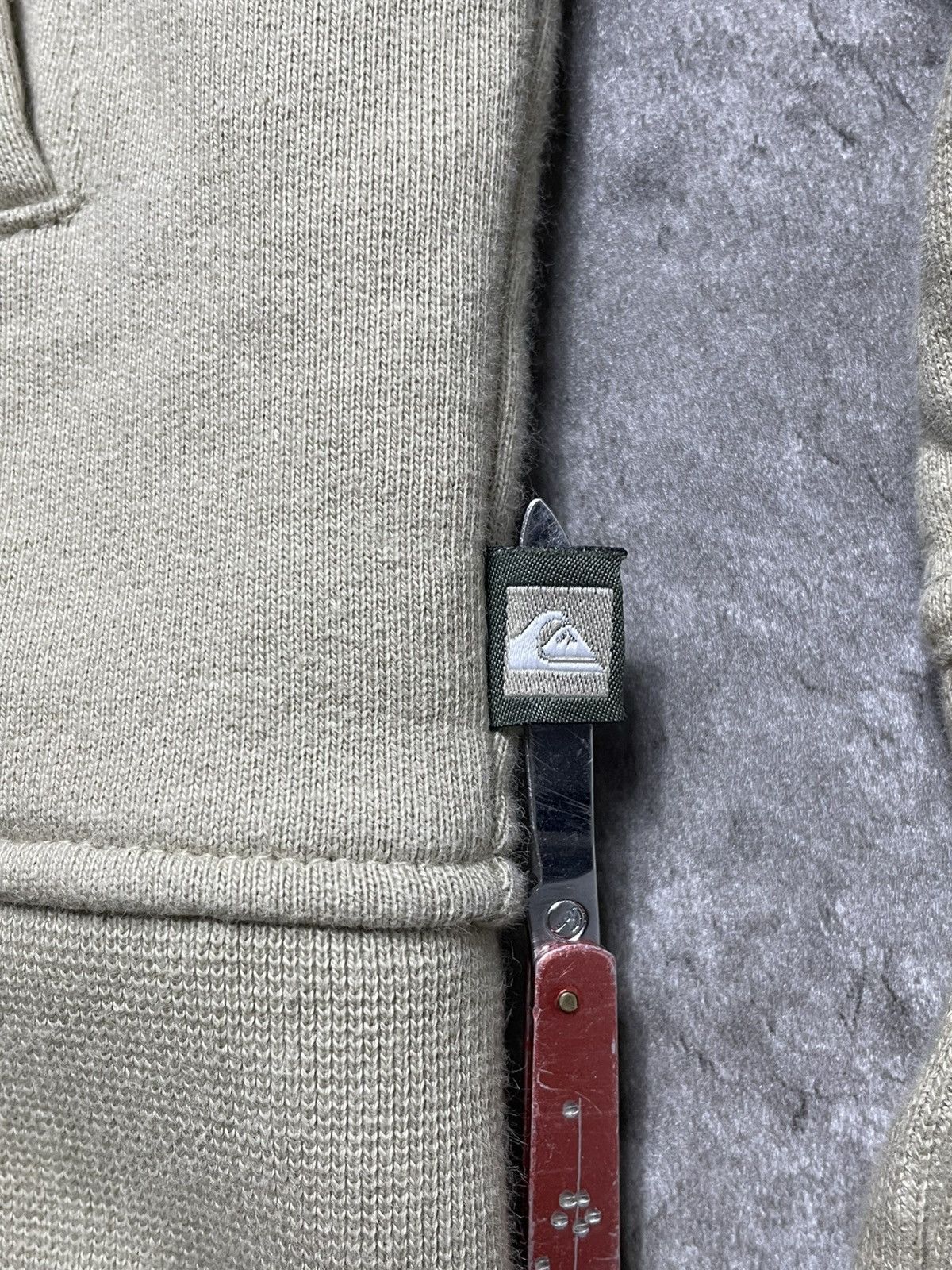 Quiksilver Quiksilver Zip Hoodie Big Logo Vintage Beige Surf Sweatshirt Size US M / EU 48-50 / 2 - 3 Thumbnail
