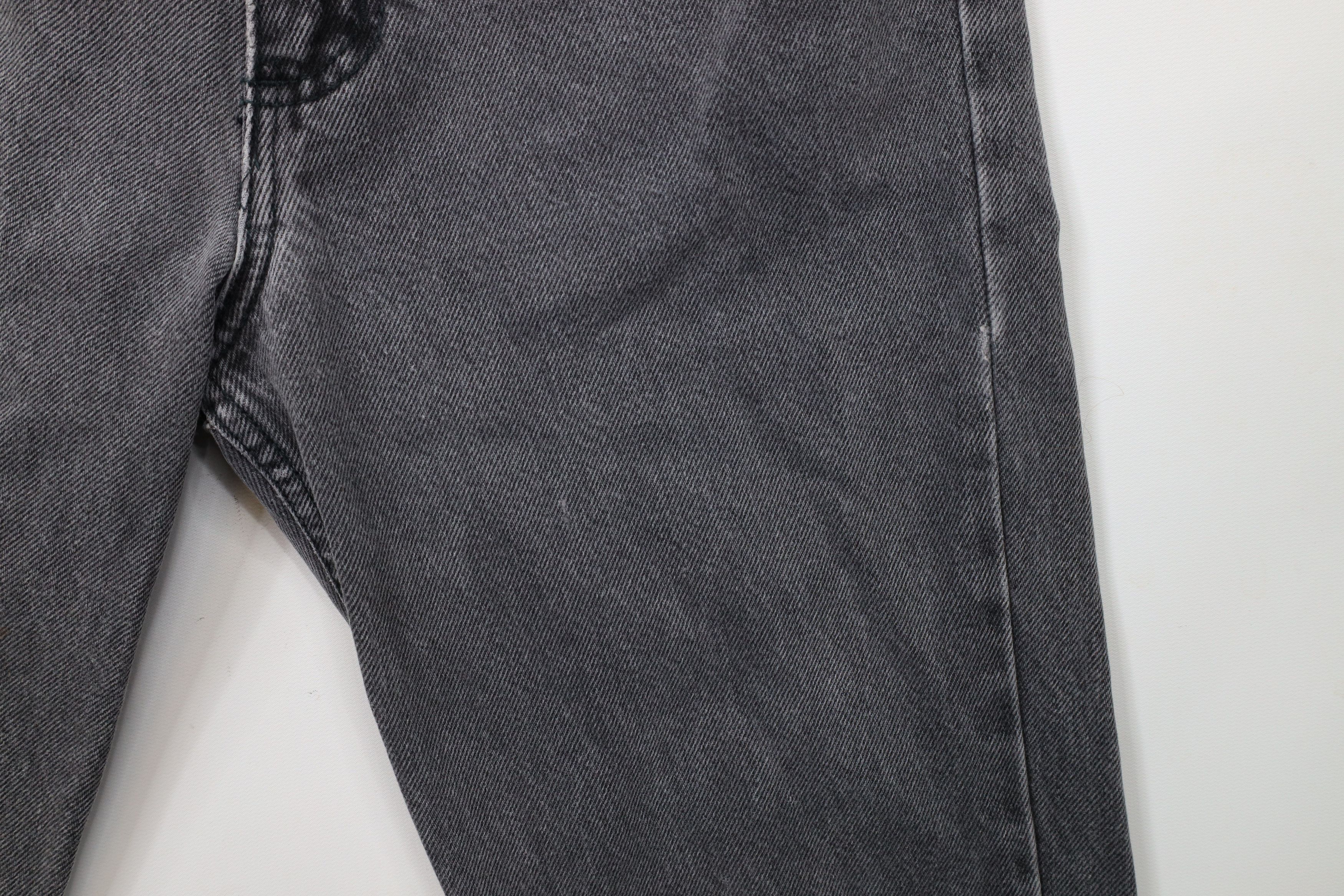 Guess × Vintage Vintage 90s Guess Tapered Skinny Leg Denim Jeans Black USA Size 29" - 7 Thumbnail