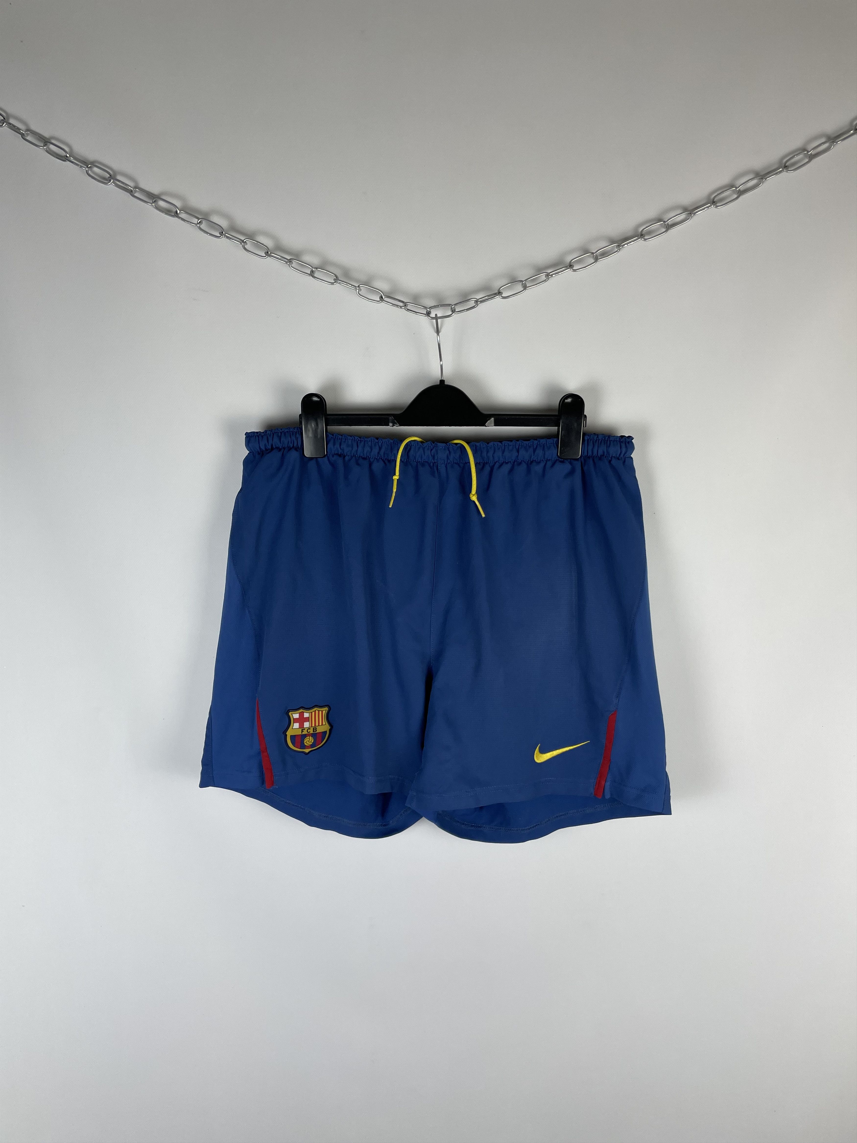 Nike Vintage Nike shorts Barcelona Size US 34 / EU 50 - 1 Thumbnail