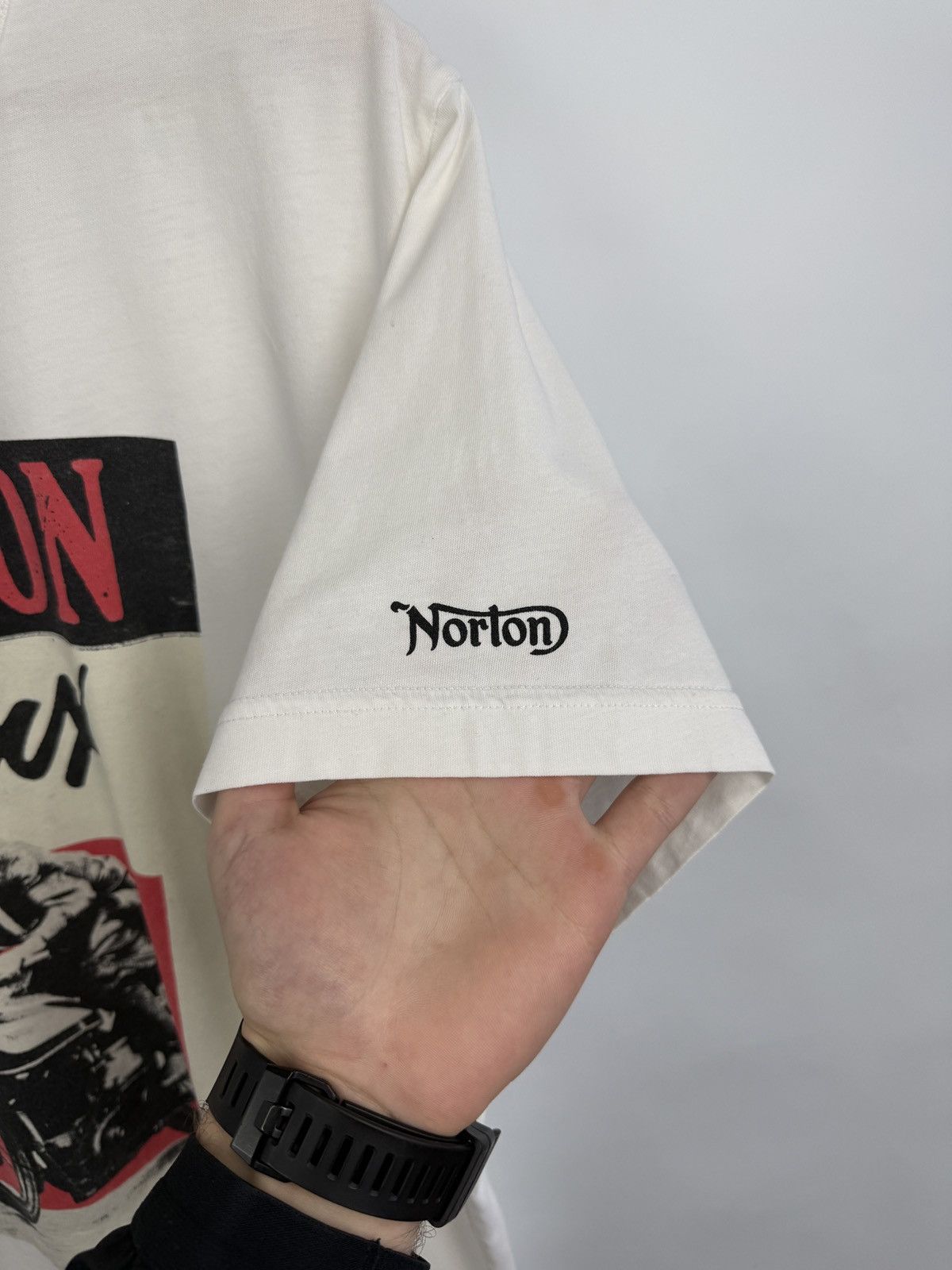 Norton 🇬🇧 Vintage Norton Motorcycles Manx T-Shirt Biker Motorcycle Size US XL / EU 56 / 4 - 5 Thumbnail