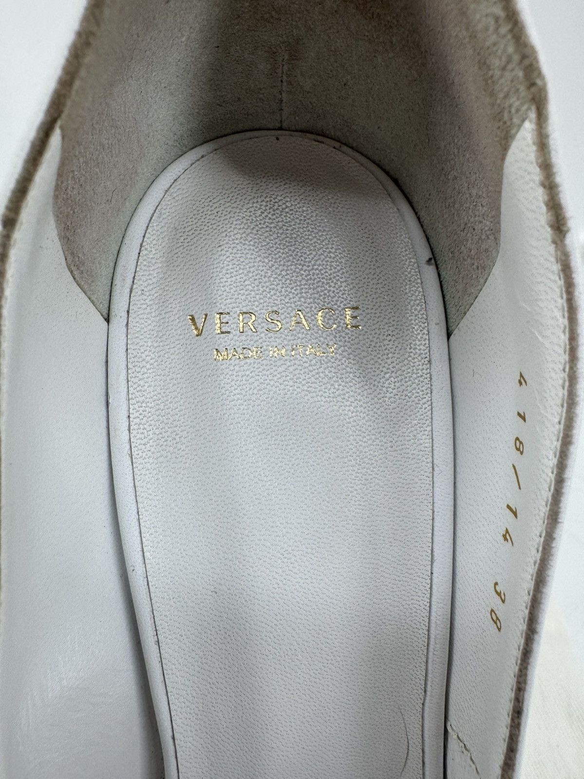 Versace Versace White Leather Icon Medusa Pointed Toe Pumps Size 38 Size US 8 / IT 38 - 6 Thumbnail
