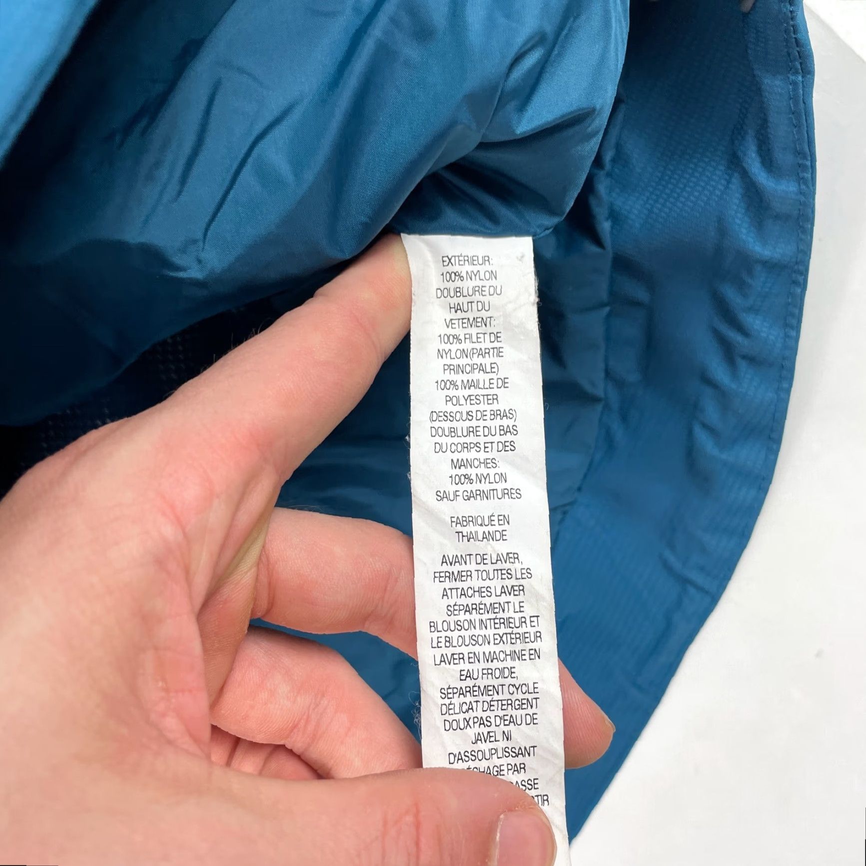 Vintage VINTAGE LL Bean Jacket Womens Small Blue Hooded Waterproof Rain Hiking Fishing Climbing Size S / US 4 / IT 40 - 7 Thumbnail