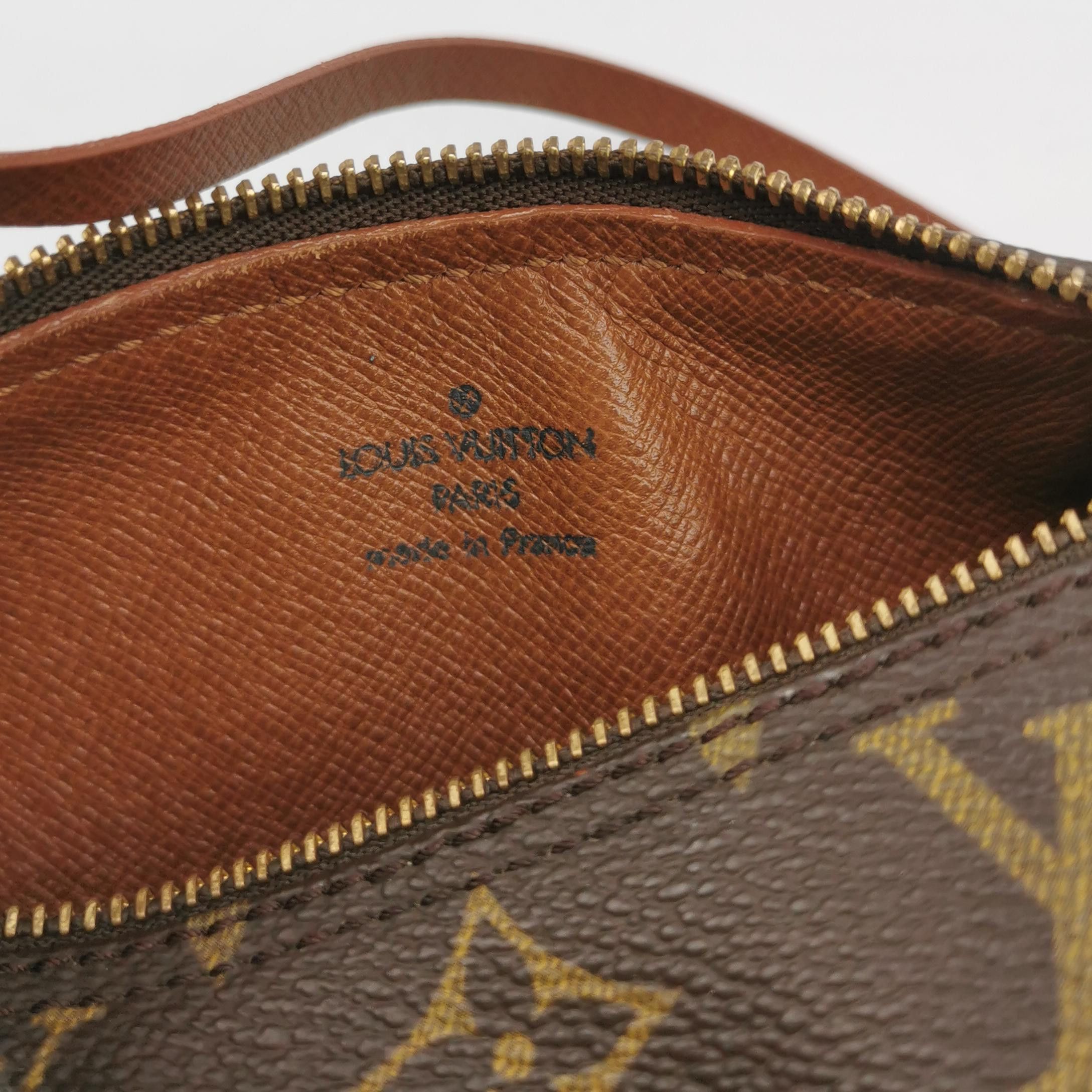 Louis Vuitton Louis Vuitton (LV) Papillon Mini Cowhide Monogram Printed D Size ONE SIZE - 3 Thumbnail