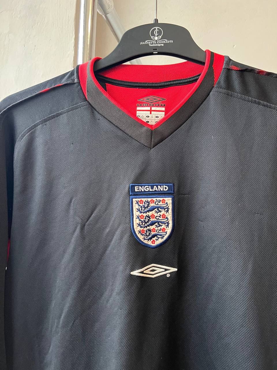 Umbro 2003/05 ENGLAND TEAM #1 GK SOCCER JERSEY FOOTBALL SHIRT RARE Size US M / EU 48-50 / 2 - 5 Thumbnail