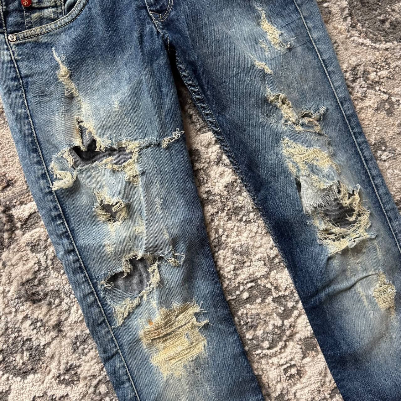 Andy Warhol Andy Warhol Pepe Jeans Crazy Distressed Washed Denim Jeans Size US 26 / EU 42 - 5 Thumbnail