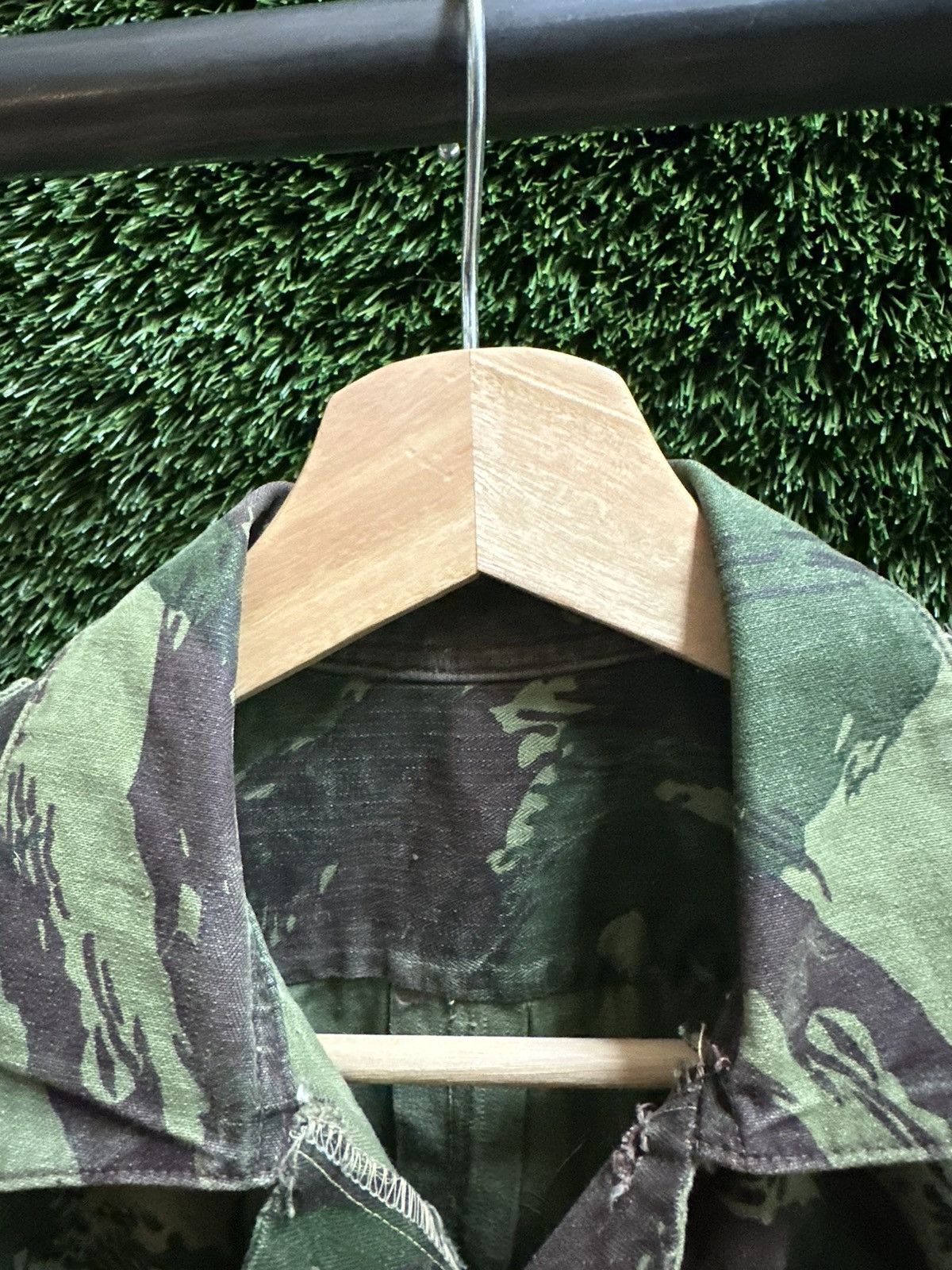 Vintage Vintage Camouflage Button-up Shirt Small Size US S / EU 44-46 / 1 - 3 Thumbnail