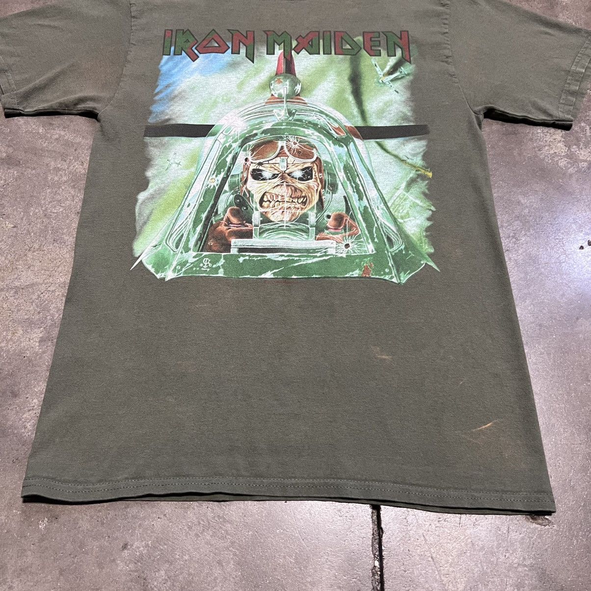 Band Tees Iron Maiden Aces High Band Tee 2019 Legacy of Beast Tour Size US M / EU 48-50 / 2 - 3 Thumbnail