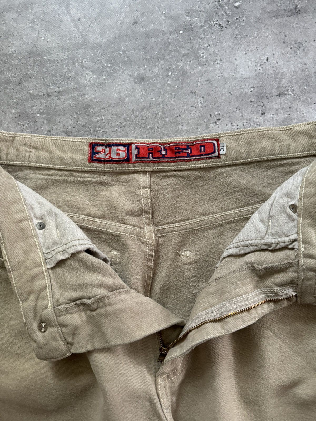 Tony Hawk × Vintage Vintage 90s 26 Red Skateboarding USA Jeans Beige Shorts Size US 31 - 4 Thumbnail