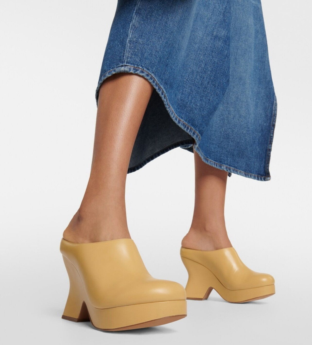Loewe Loewe Terra 100 leather platform clogs size 37 Size US 7 / IT 37 - 2 Thumbnail