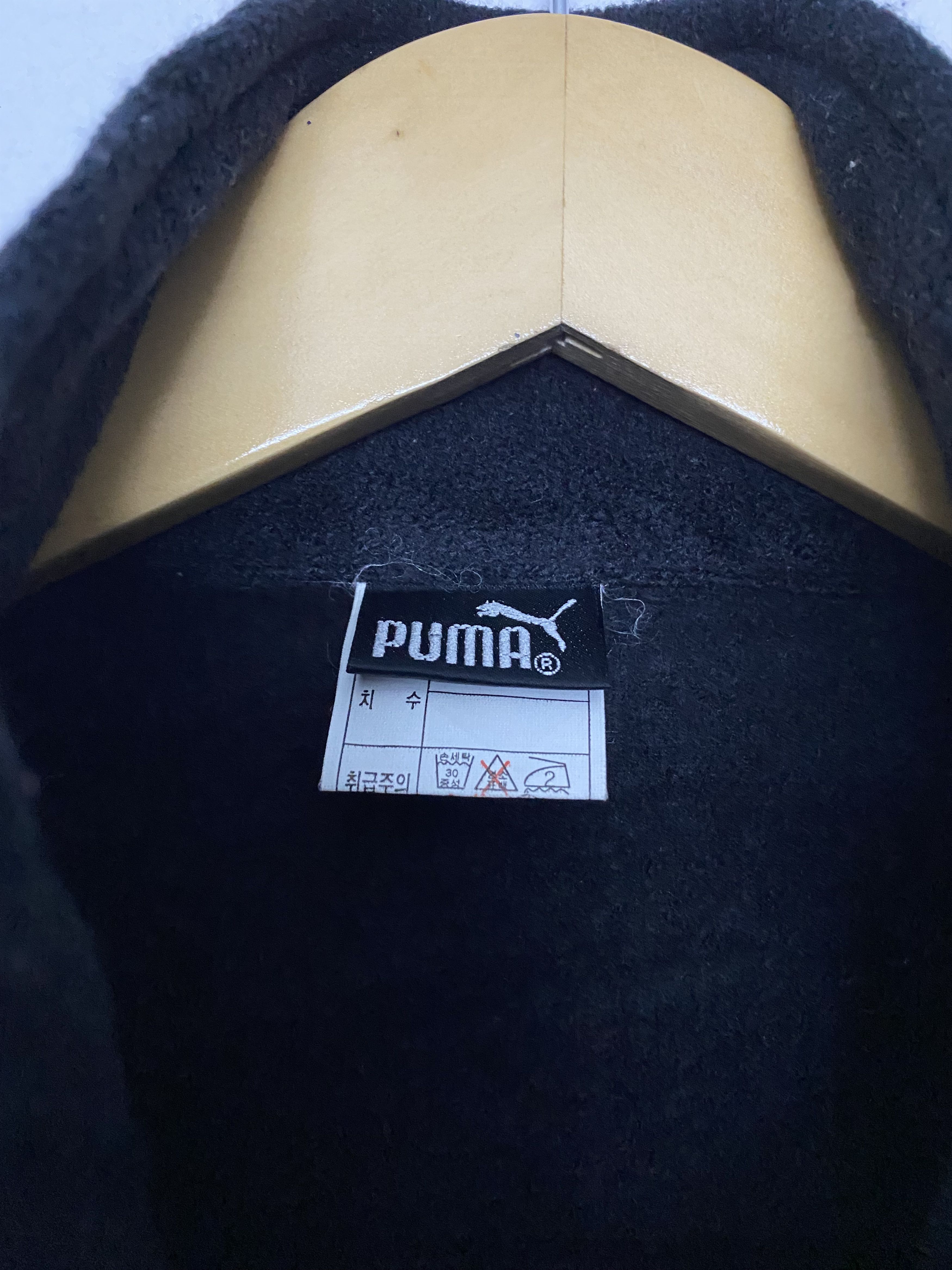 Puma VINTAGE PUMA Jacket Full Zip Black Taped Back Logo Jumper Size US M / EU 48-50 / 2 - 7 Thumbnail