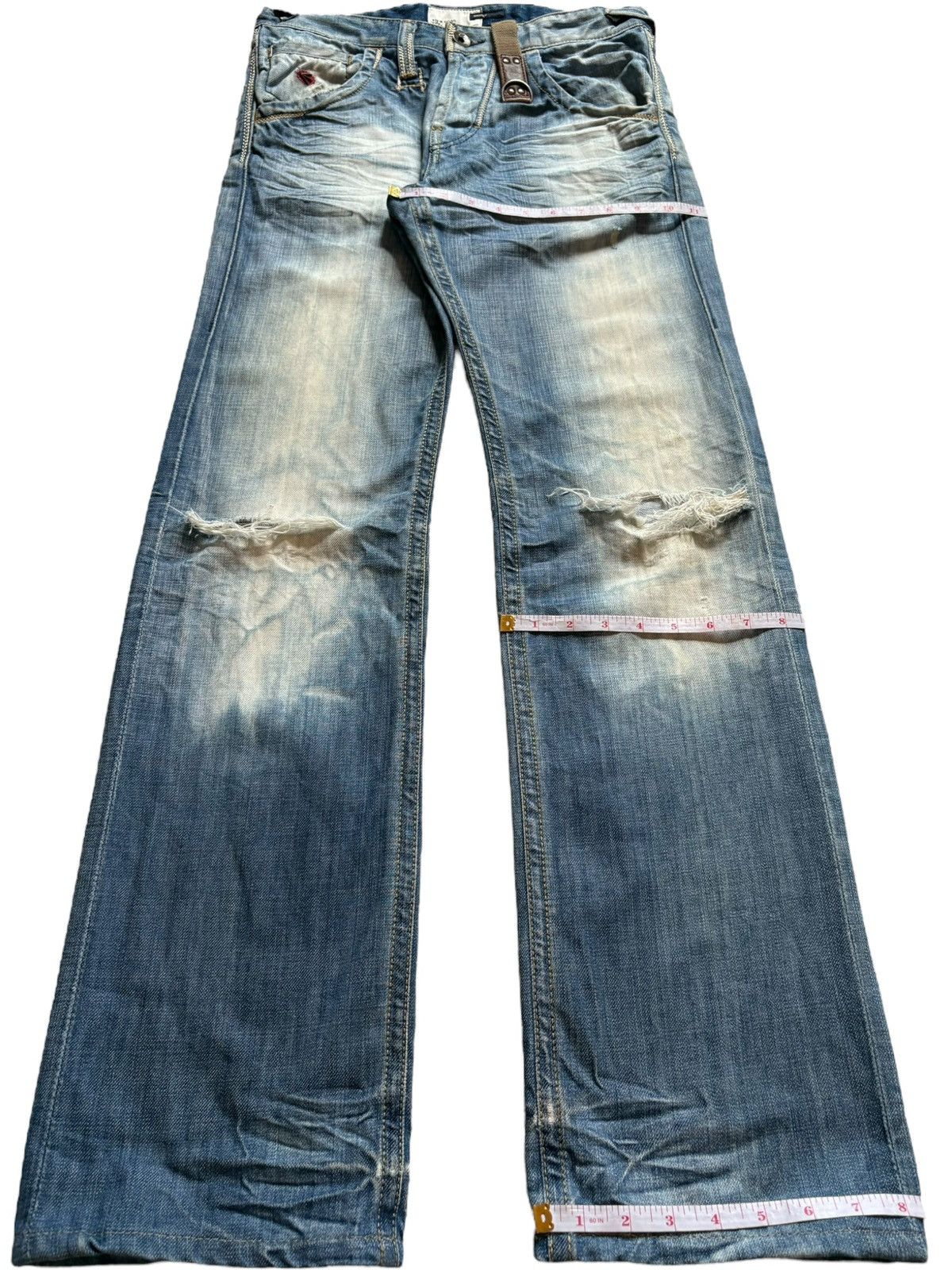 Japanese Brand Vintage Japanese Brand Bleached Acid Wash Ripped Baggy Jeans Size US 31 - 16 Thumbnail