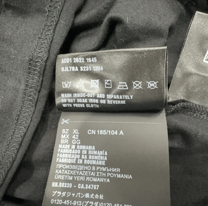 Prada Prada Long Sleeve T-shirt Size US XL / EU 56 / 4 - 6 Thumbnail
