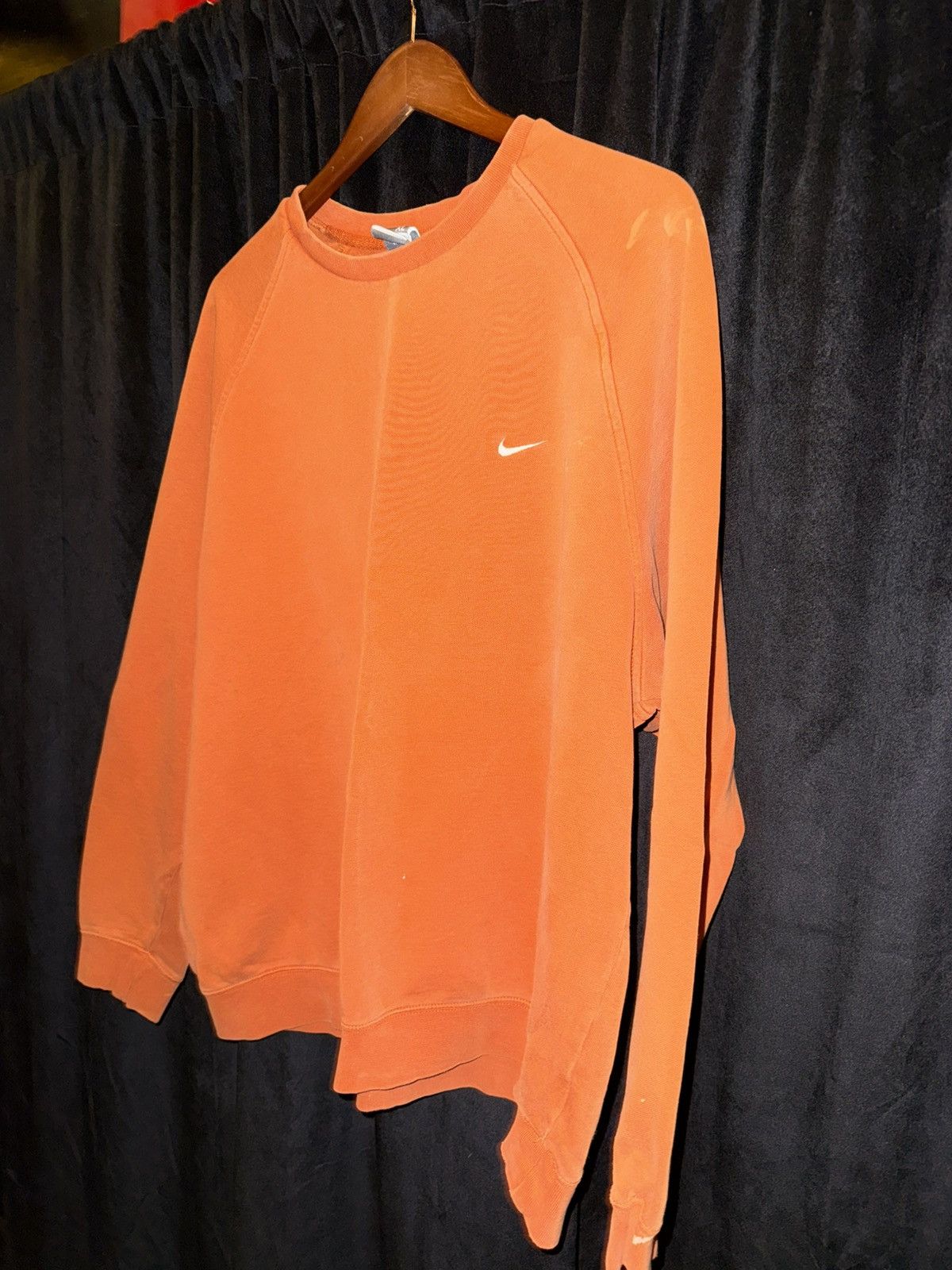 Nike Vintage Nike Crewneck Orange XL Size US XL / EU 56 / 4 - 3 Thumbnail