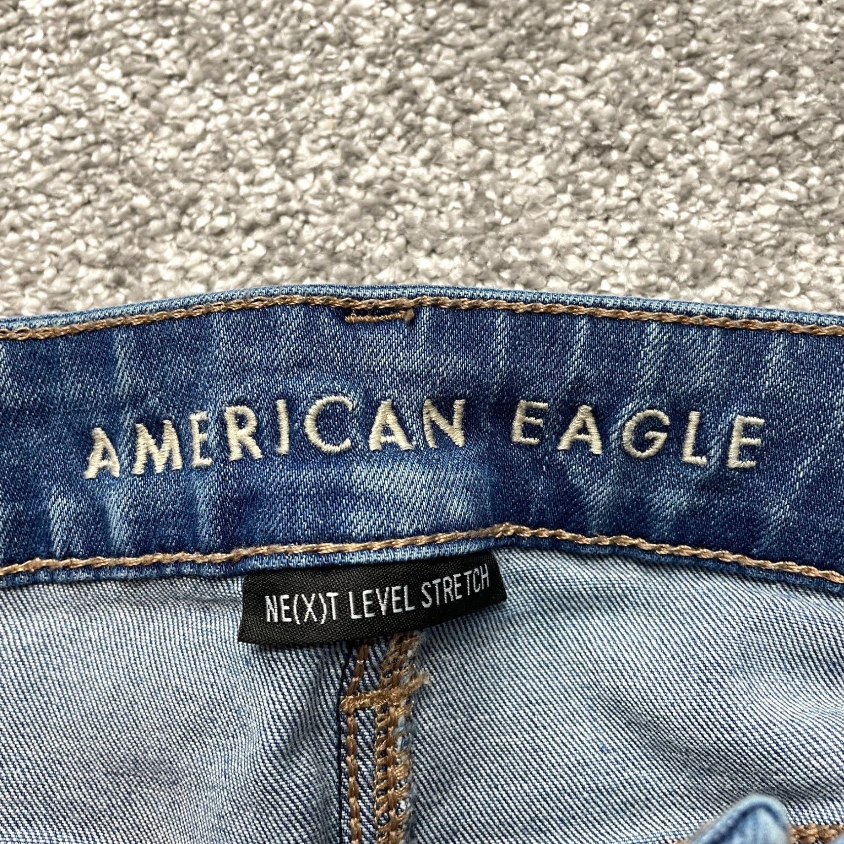 American Eagle Outfitters American Eagle Outfitters Jegging Jeans Womens 6 Blue Raw Distressed 27" Inseam Jegging Stretch Regular Rise High 27" 5-Pocket Denim Jeans Size 30" / US 8 / IT 44 - 2 Thumbnail