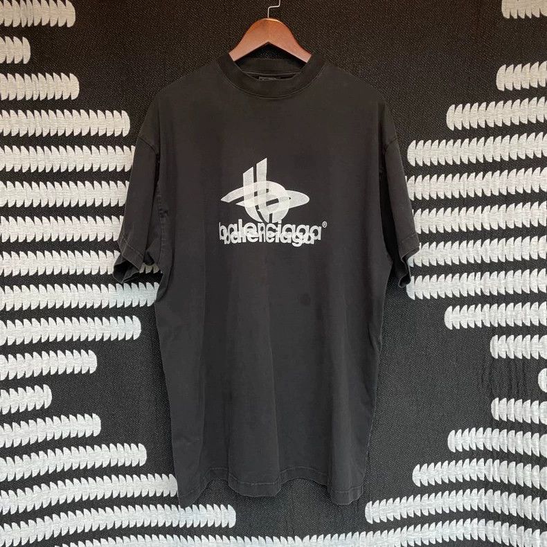 Balenciaga Balenciaga Letter Printed Short Sleeve T-Shirt Loose Fit Size US M / EU 48-50 / 2 - 1 Thumbnail
