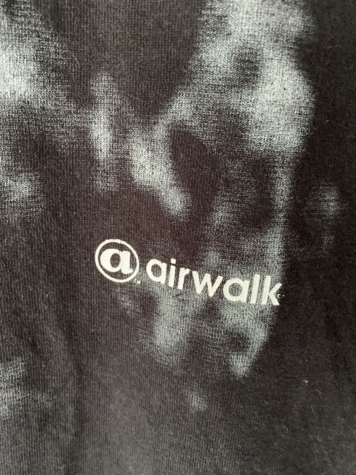 Japanese Brand 2000s Airwalk smoke and Poem tee Size US M / EU 48-50 / 2 - 6 Thumbnail