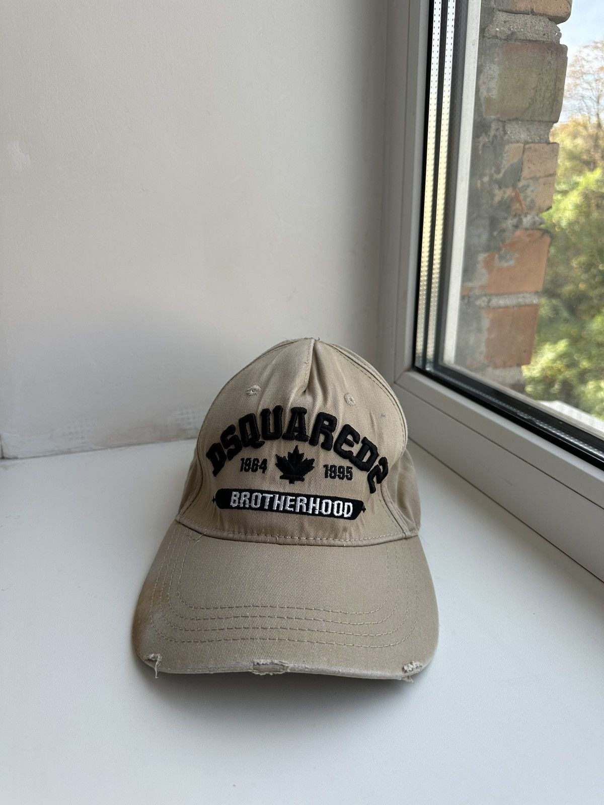 Dsquared2 Vintage Distressed Dsquared2 Cap Big Logo Size ONE SIZE - 2 Thumbnail