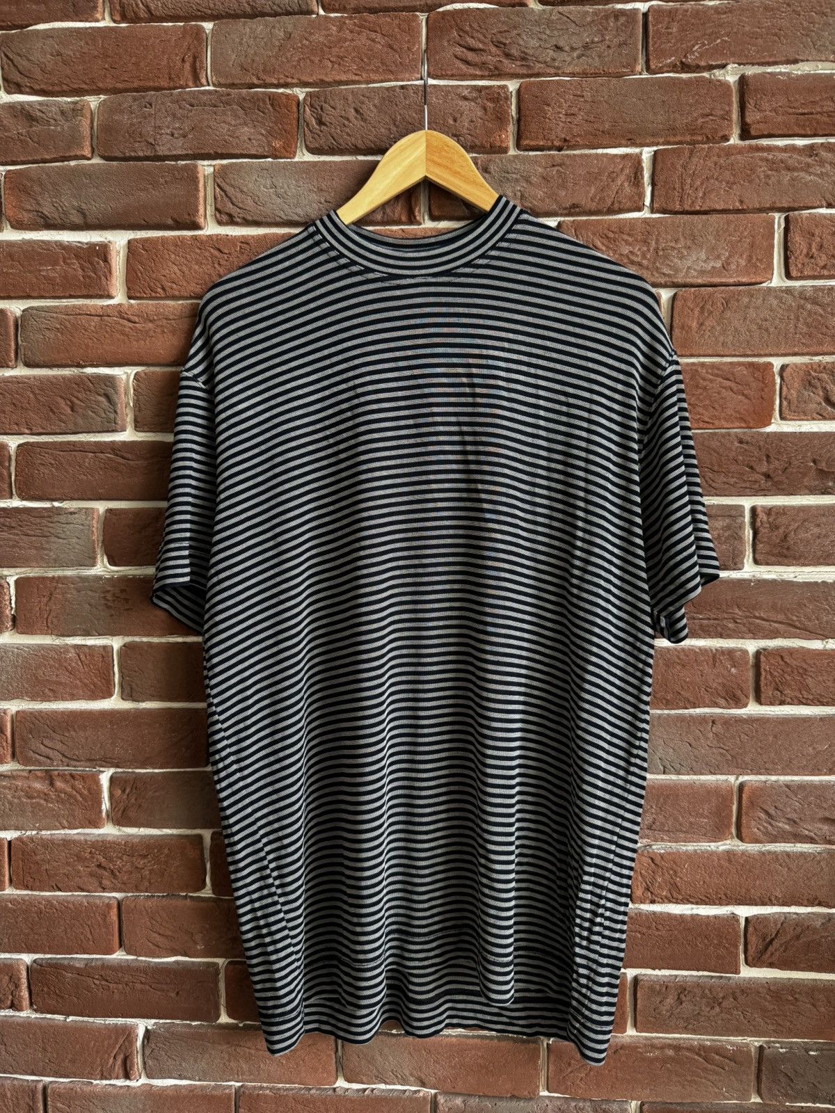 Gianfranco Ferre Vintage 90s Gianfranco Ferré Stripped Tshirt Designer Hype L Size US L / EU 52-54 / 3 - 1 Thumbnail