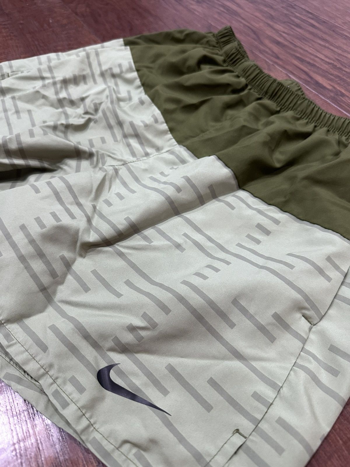 Nike Nike Running Shorts – Reflective Size US 34 / EU 50 - 1 Thumbnail