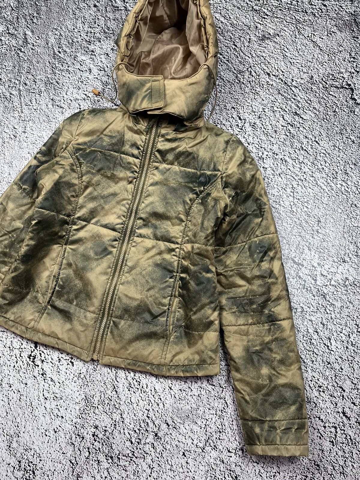 Japanese Brand Vintage Nylon Spray-Dye Puffer Jacket Archive Y2K Style Size S / US 4 / IT 40 - 3 Thumbnail