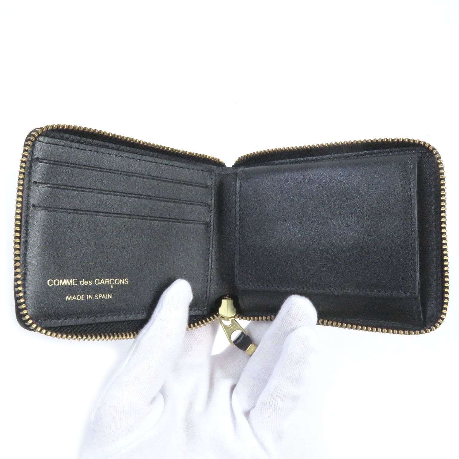 Comme des Garcons Wallet Plain Round Zipper Leather Compact Black Size ONE SIZE - 5 Thumbnail