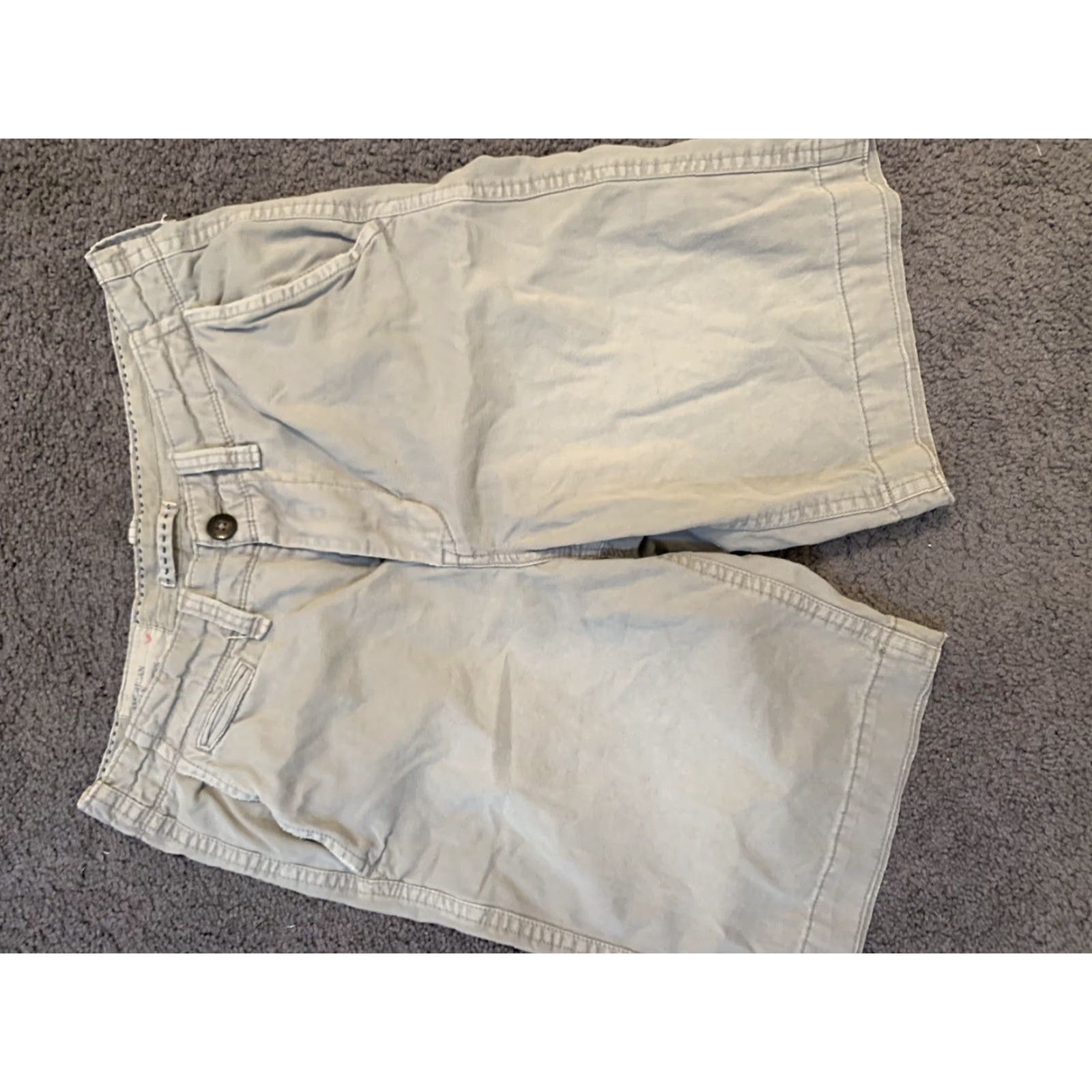 American Eagle Outfitters American Eagle Outfitters Gray Cargo Shorts Mens Size 30 Size US 30 / EU 46 - 3 Thumbnail