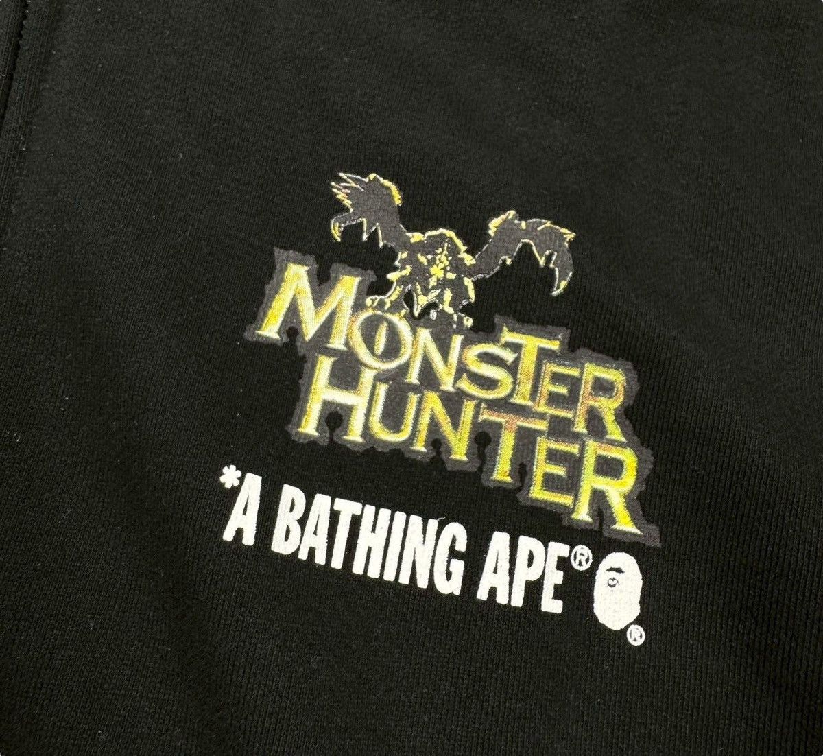 Bape BAPE Monster Hunter Full Zip Hoodie black/green camo Size US XXL / EU 58 / 5 - 2 Thumbnail