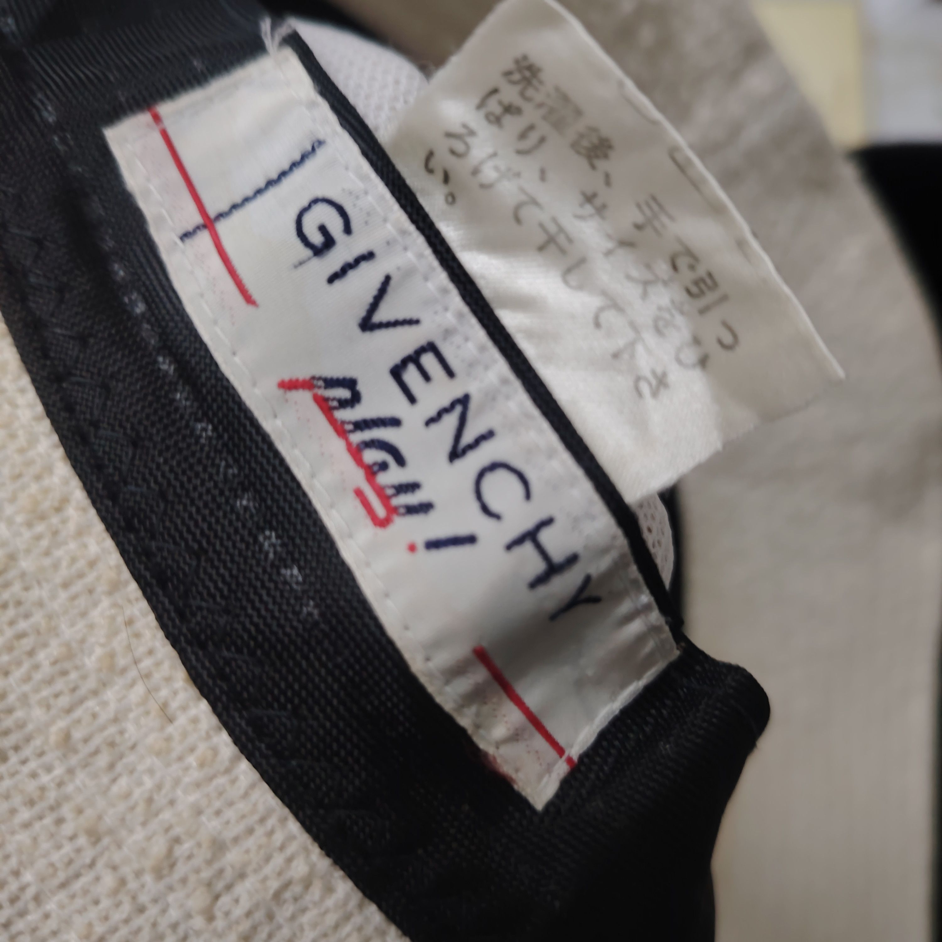 Givenchy Vintage Givenchy Play Bucket Hat Unisex Size ONE SIZE - 11 Thumbnail