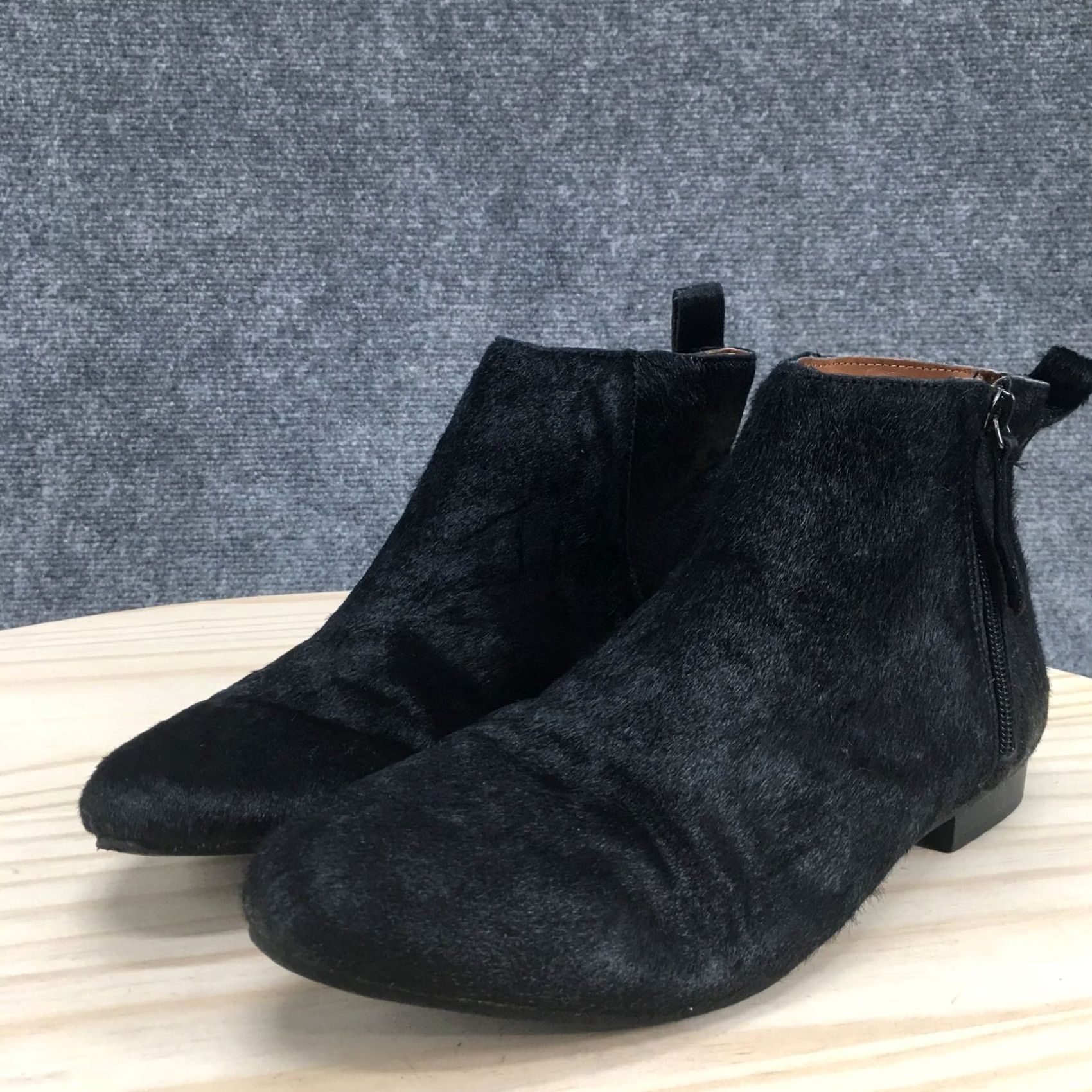 Gap Gap Boots Womens 7 Holiday Black Calf Hair Side Zip Ankle Bootie Low Heels Size US 7 / IT 37 - 6 Thumbnail