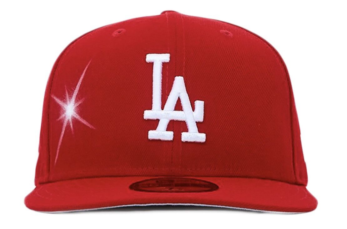 image of Ay El Ay En Valentines Day Los Angeles Dodgers Fitted Hat in Red, Men's