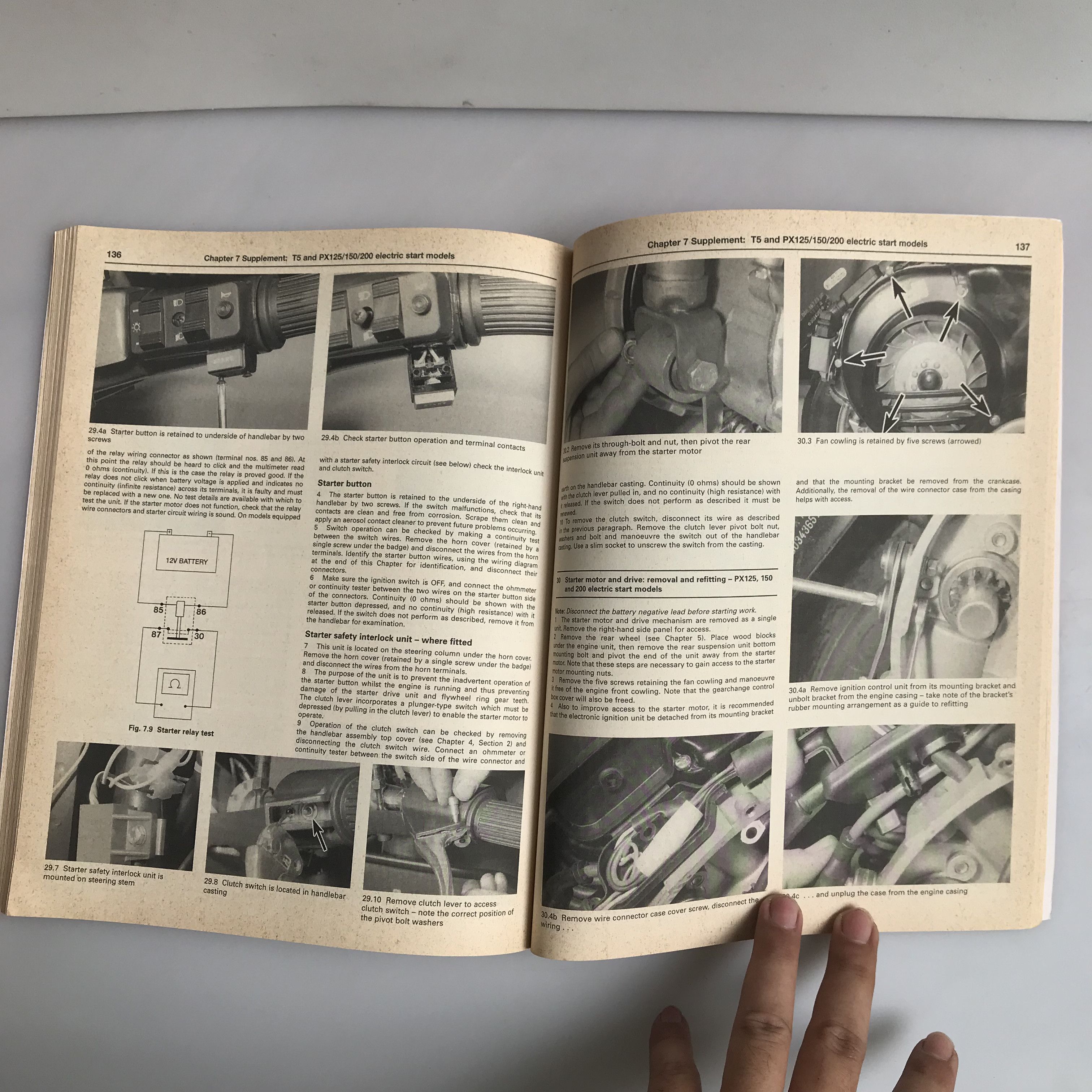 Vintage Vespa P/PX 125, 150 & 200 scooters (Inc. LML Book books Size ONE SIZE - 7 Thumbnail