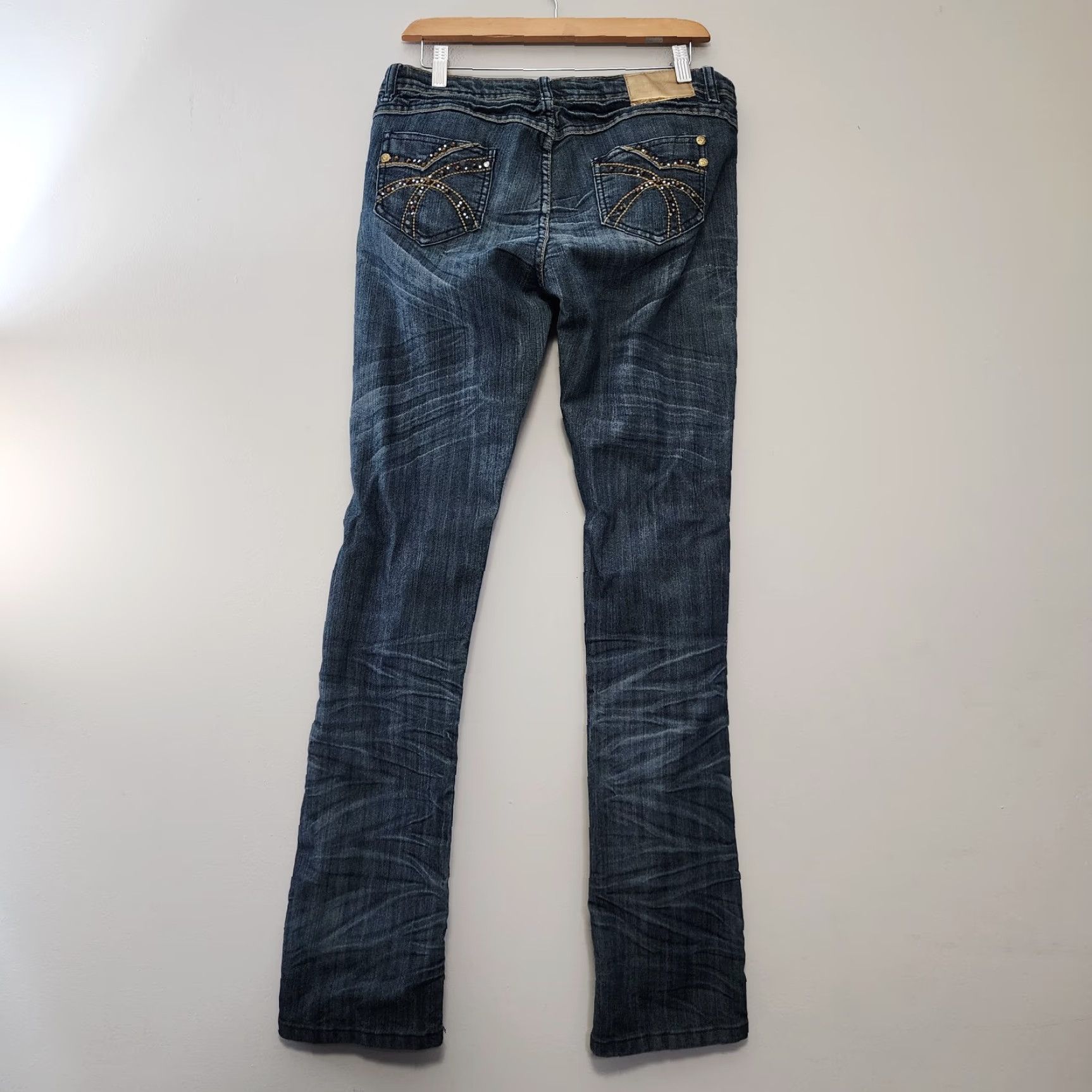 Vintage VINTAGE Apple Bottoms Jeans Women Long 32x33 Distressed Studded Dark Wash 9/10 Blue Straight Mens? Wait. Size 24" / US 00 / IT 34 - 2 Thumbnail