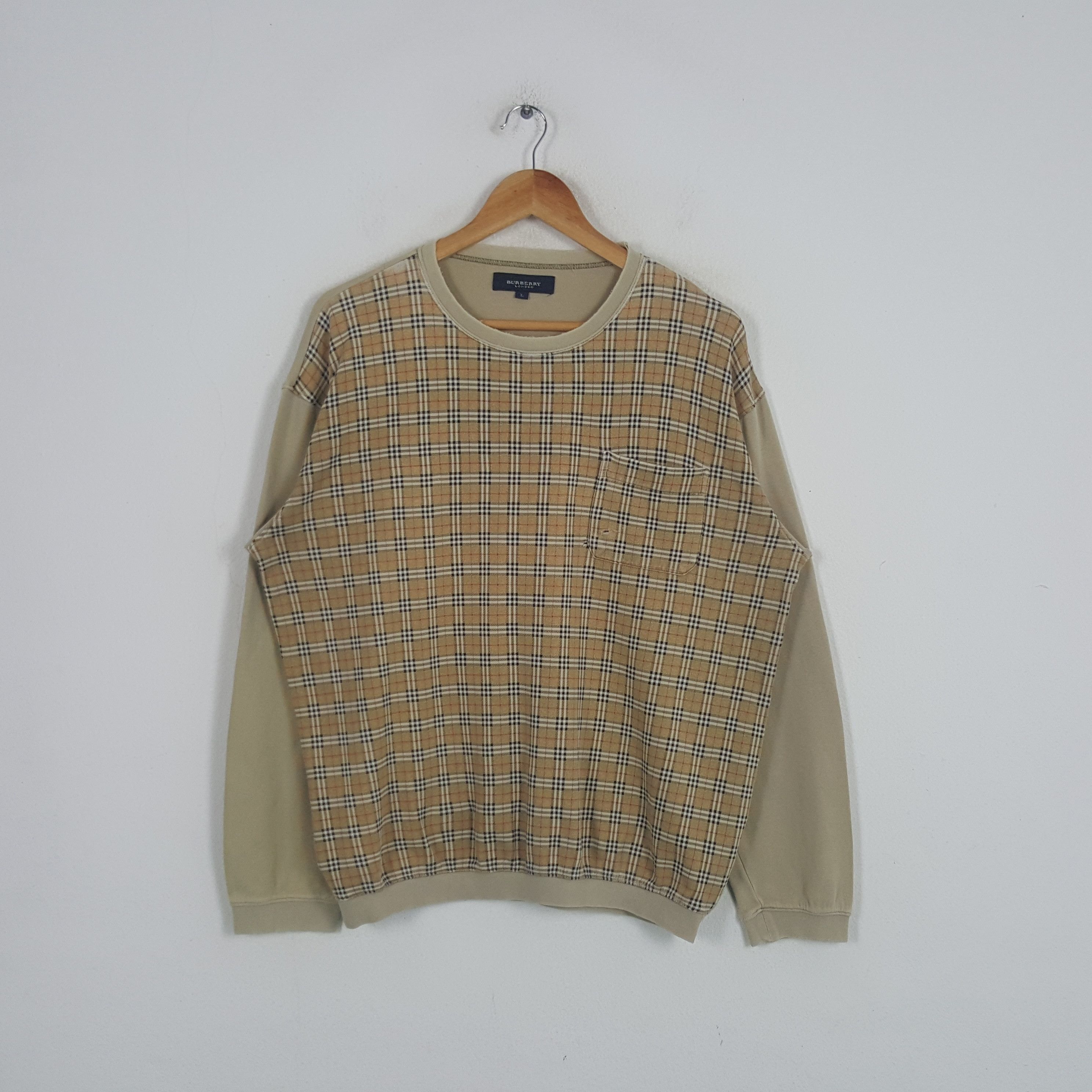 Burberry × Vintage Vintage Burberry London Nova Check Distressed Sweatshirt Size US L / EU 52-54 / 3 - 3 Thumbnail