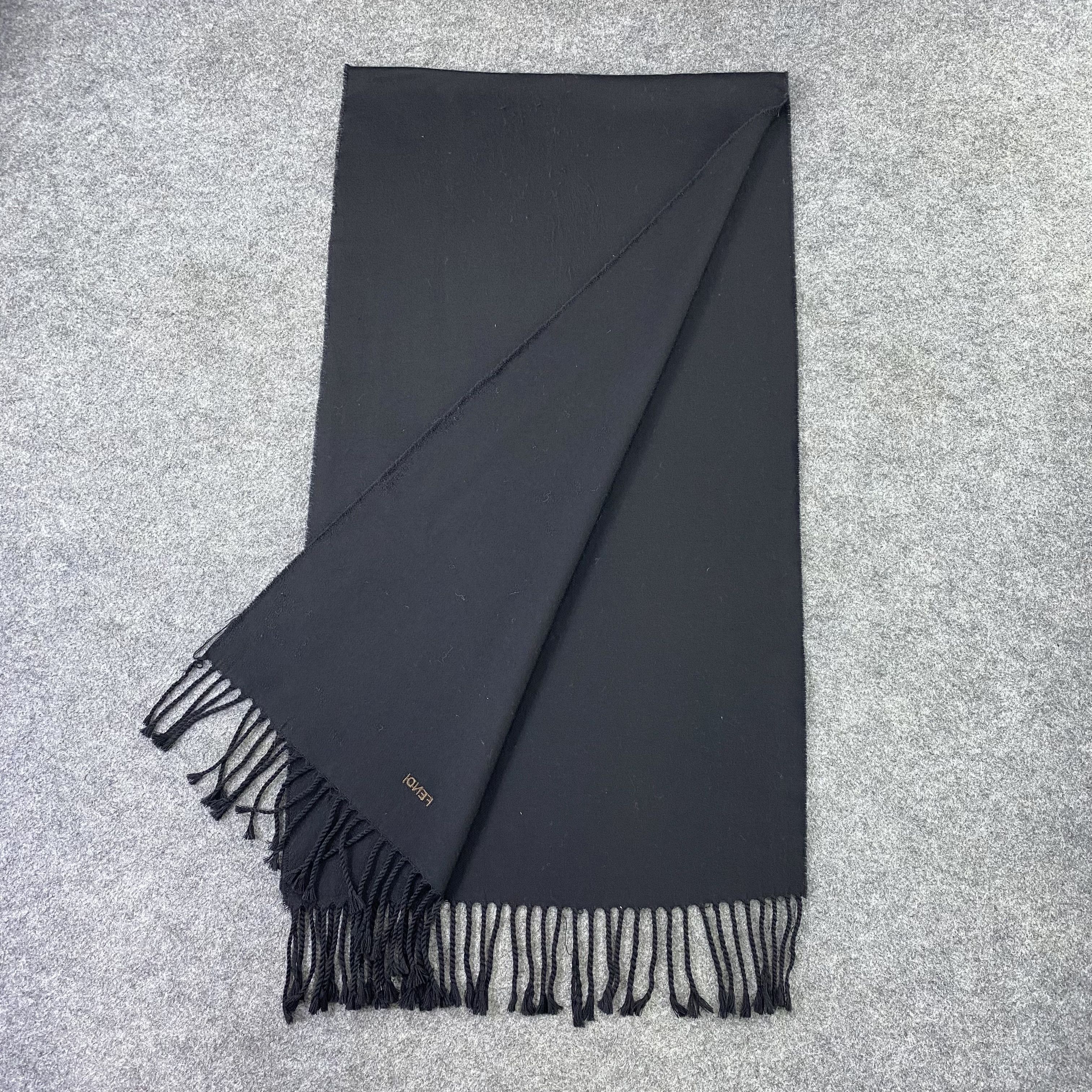 Fendi Fendi Scarf / Muffler / Neckwear-T1505 Size ONE SIZE - 4 Thumbnail