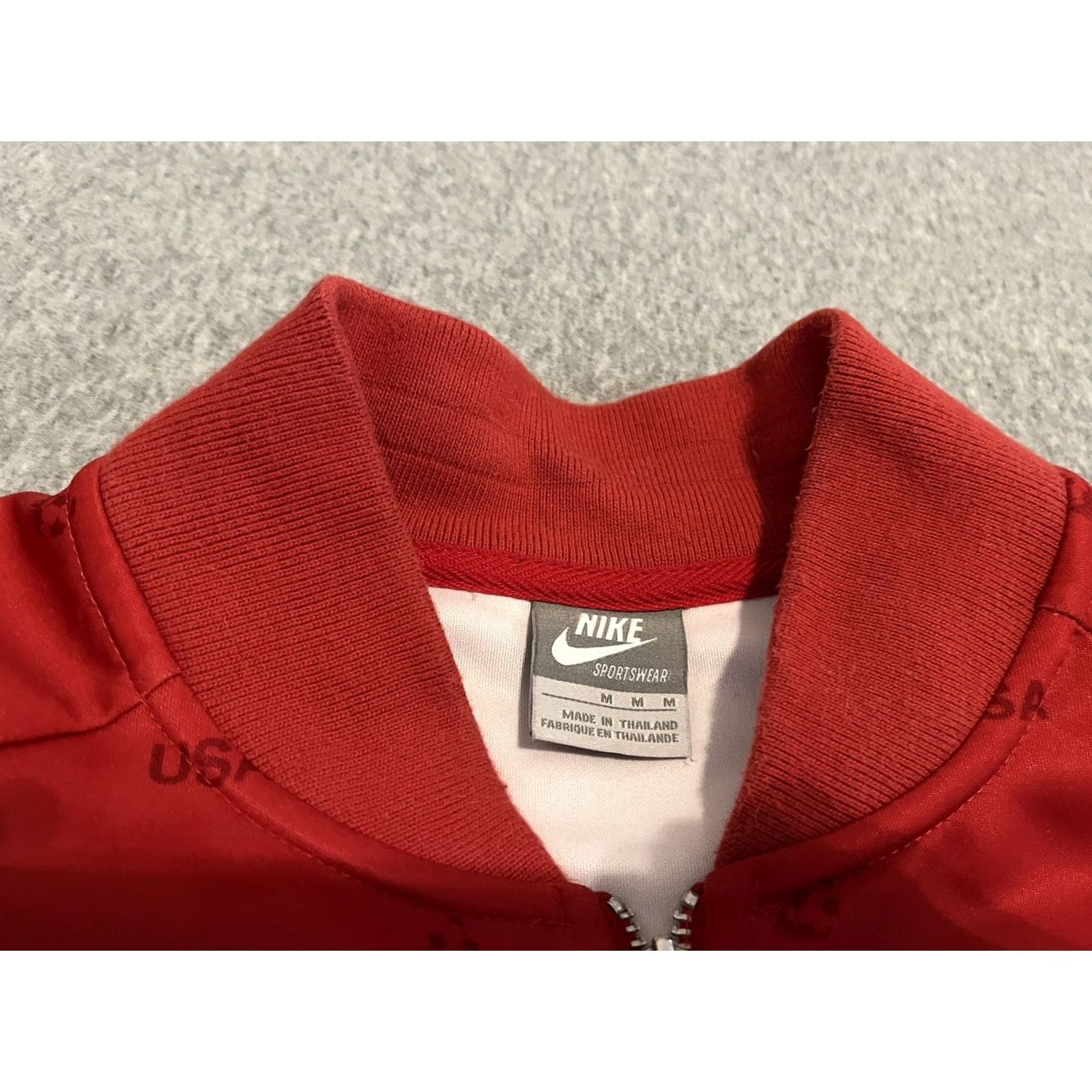 Nike VINTAGE Nike USA Soccer USMNT Red Full Zip Jacket AOP Size Medium Shirt Mens Jacket Red USA 90s Football Size US M / EU 48-50 / 2 - 2 Thumbnail