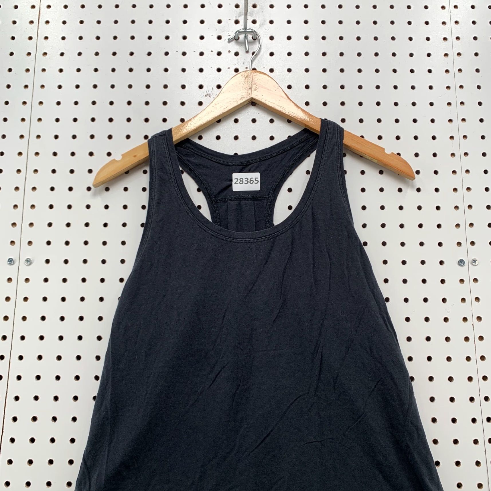 Lululemon Lululemon Tank Top Black Racer Back Size 6 Fits 14.5x24 Size M / US 6-8 / IT 42-44 - 5 Thumbnail