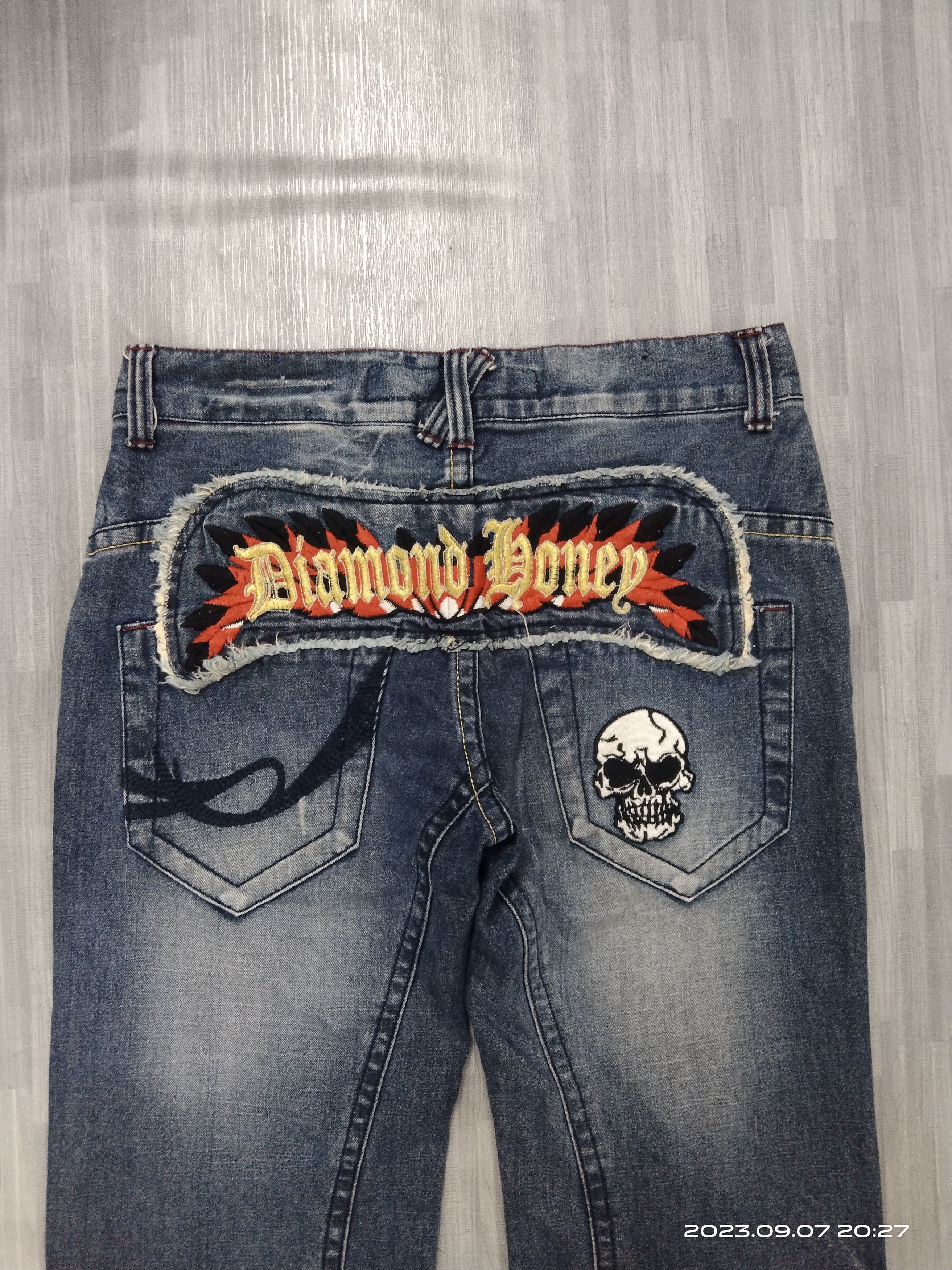 If Six Was Nine FLARE SICK SPELLOUT DIAMOND HONEY DENIM PANTS Size US 31 - 5 Thumbnail